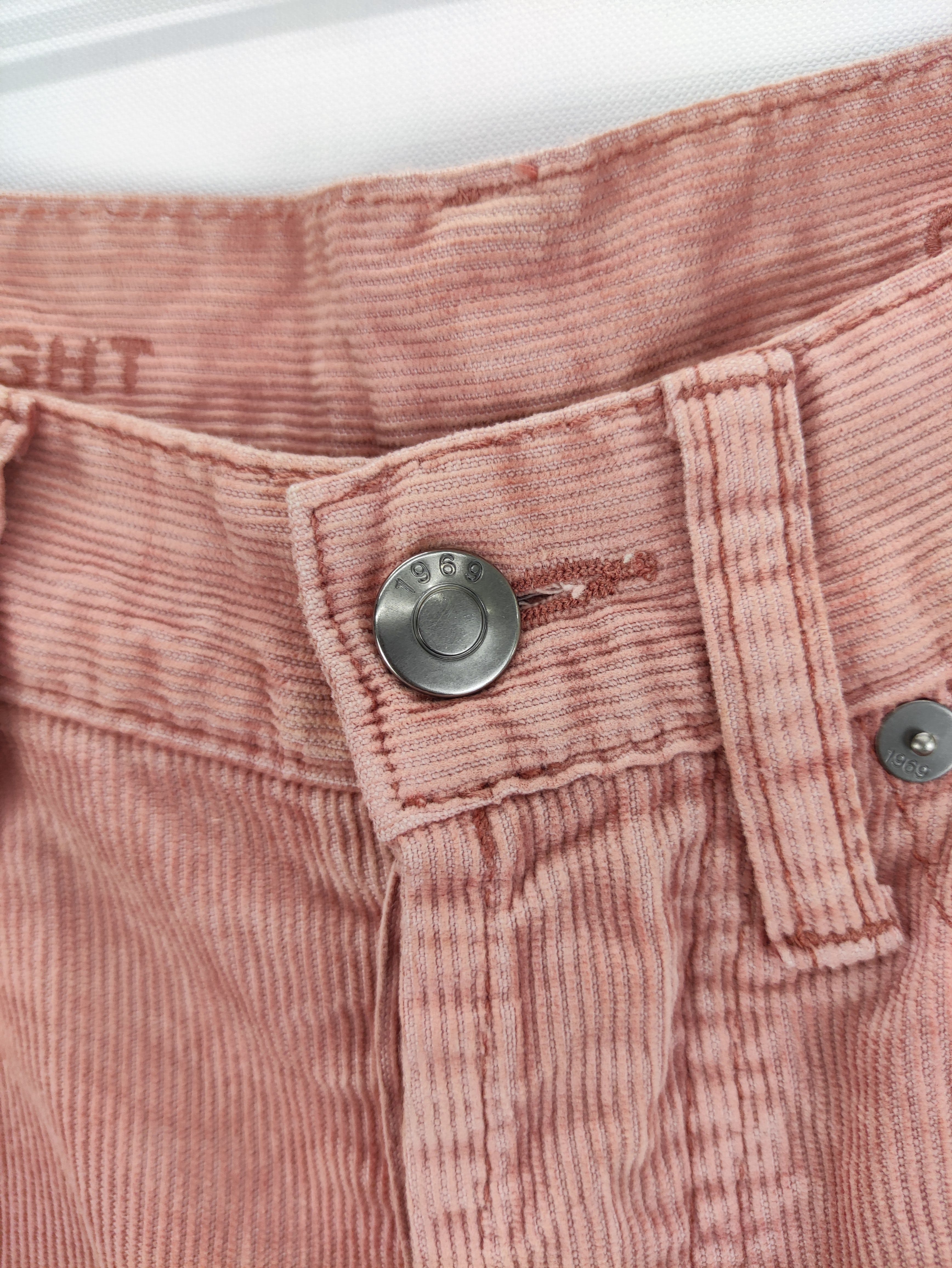 Vintage Gap Corduroy Short Pant - 2