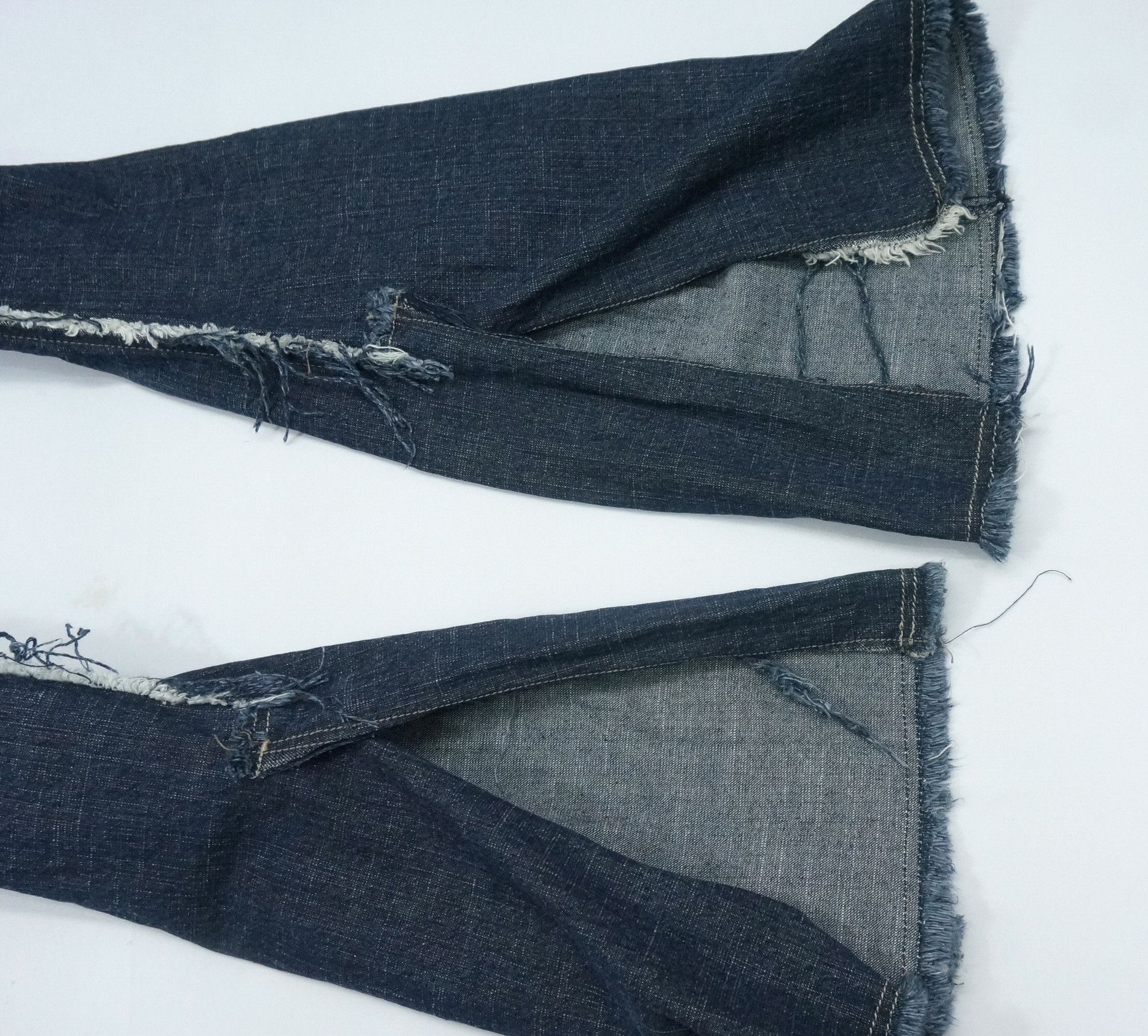 Rare🔥Vintage DIESEL Flared Ripped Outseam Women Jeans - 21