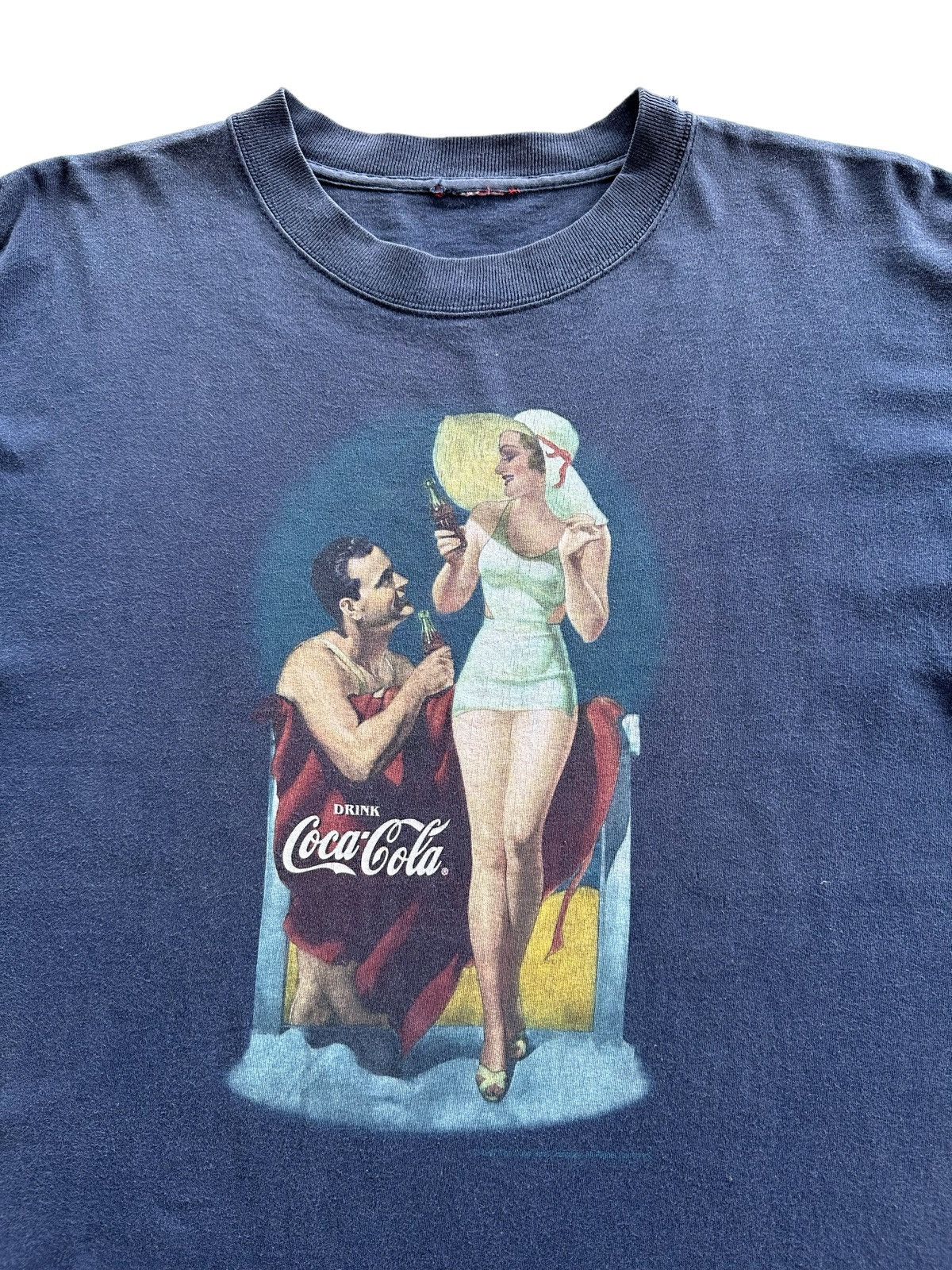 Vintage Cocacola sexy couple drink it - 1