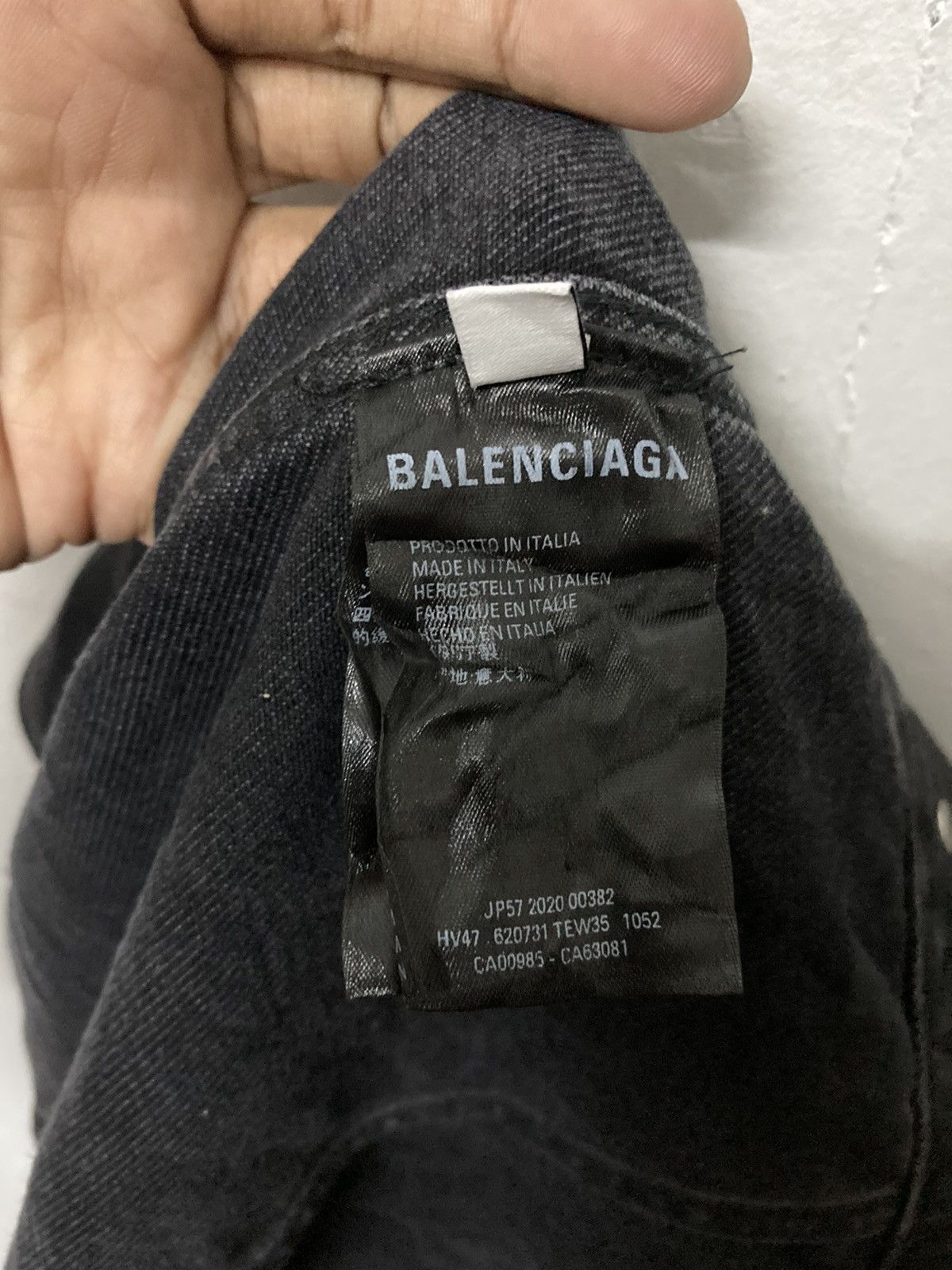 Authentic Balenciaga All Over Logo Printed Denim Jacket - 16
