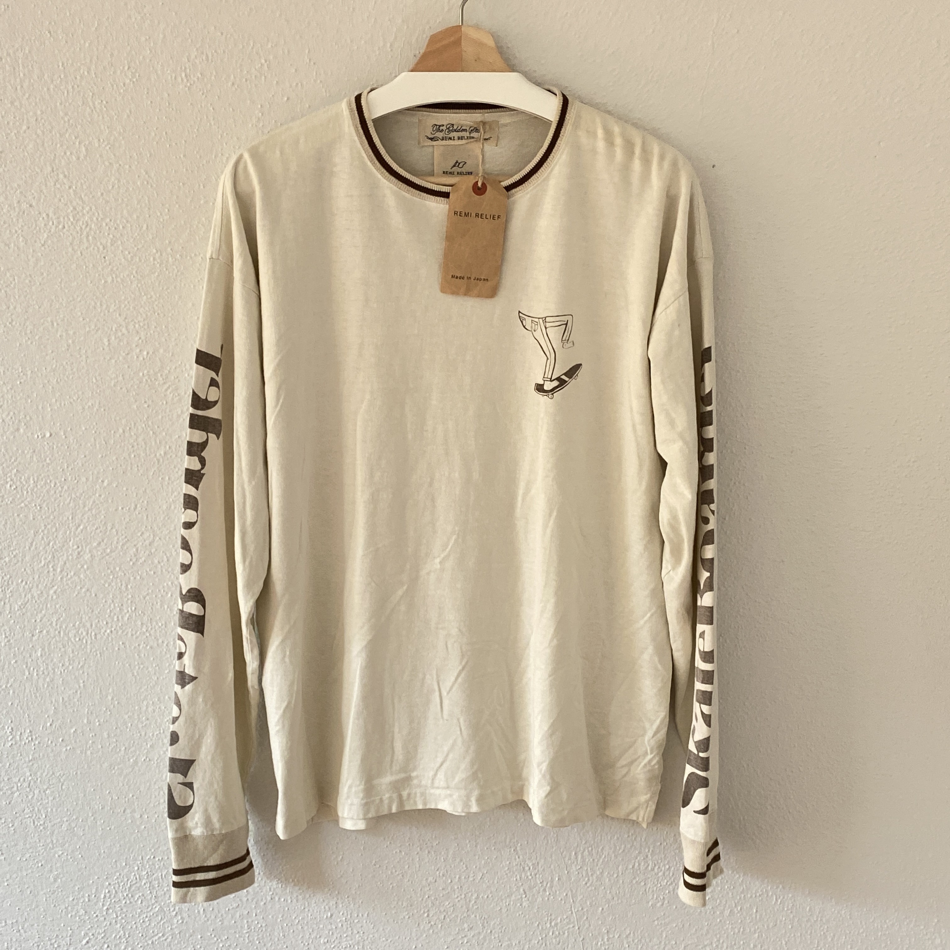 Remi Relief - Distressed Skateboard Longsleeve - 1