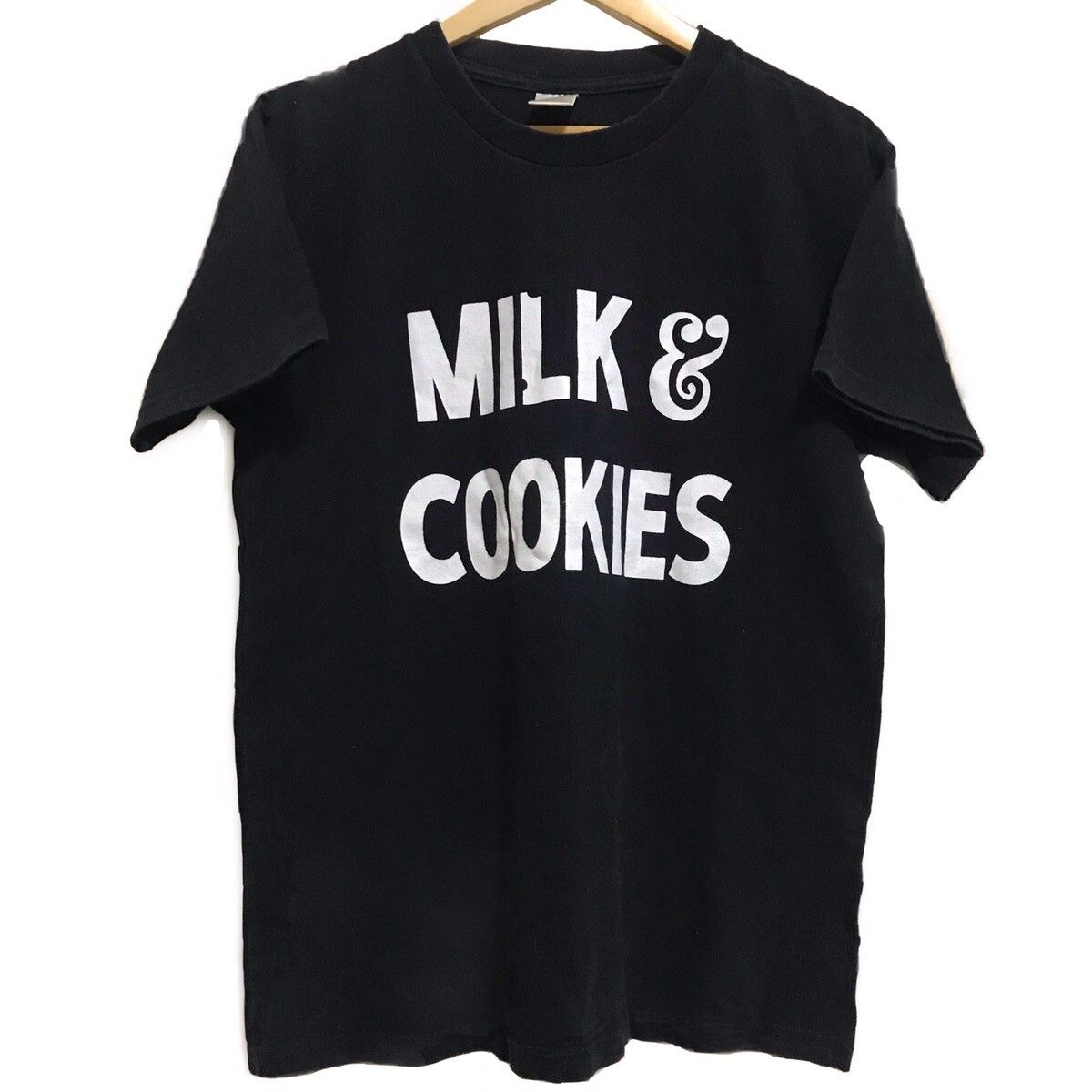 Number nine Milk & Cookies T shirt SS 01 - 2