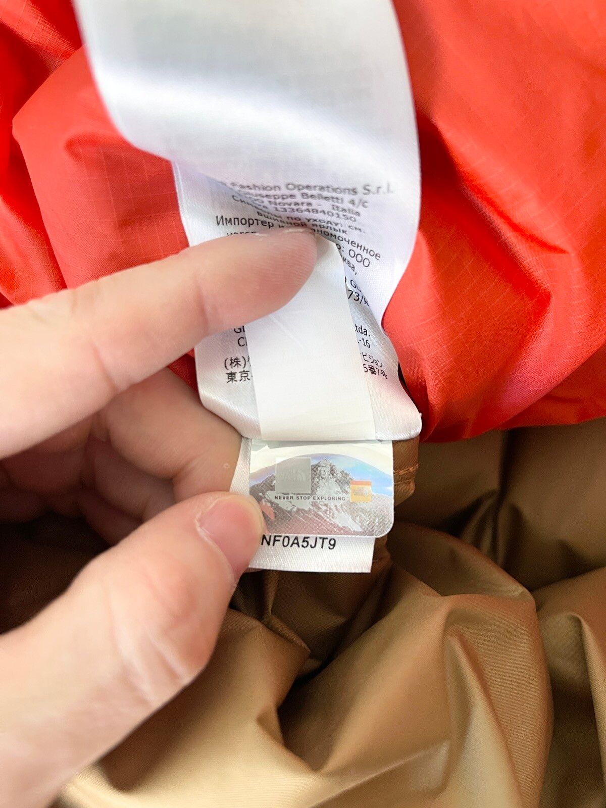 GRAIL! 2021 Gucci x The North Face Puffer Jacket in Large - 17