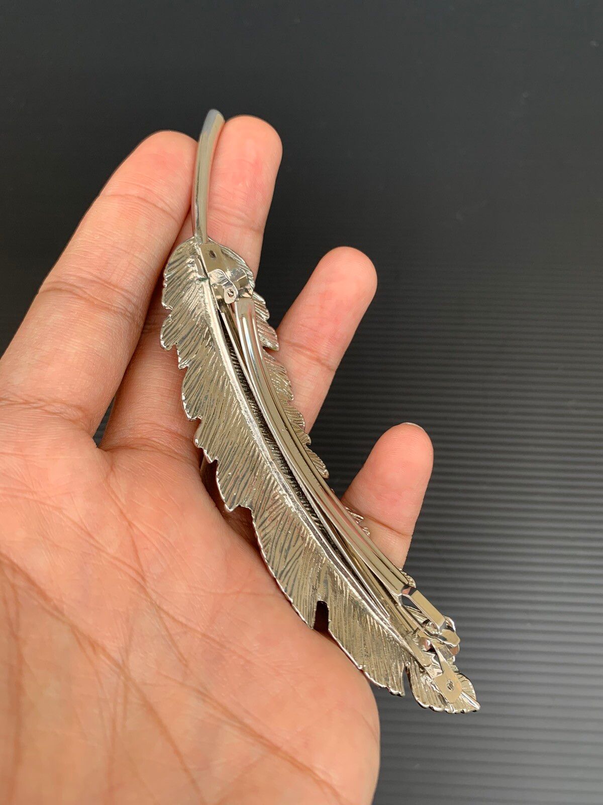 Vintage - Clip Paris Silver Leaf Feather Hair Clip Goros style - 2