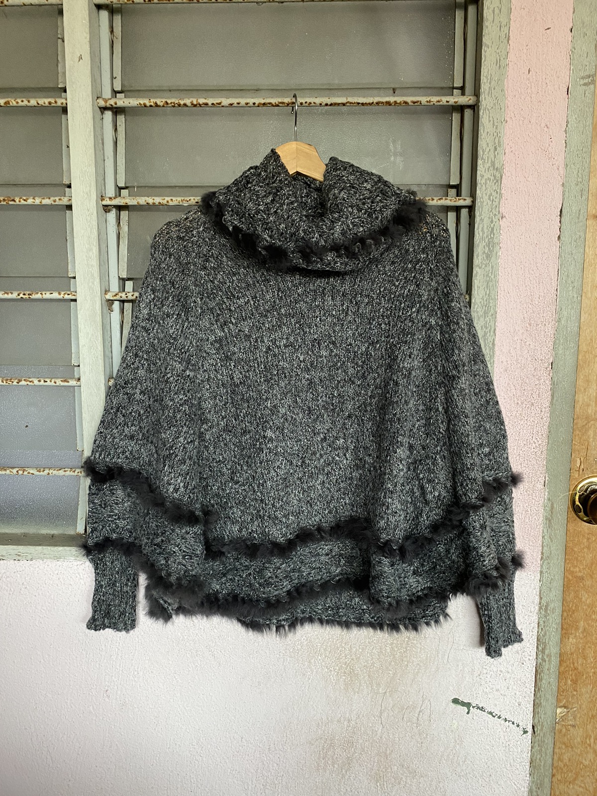 Rare - 🔥 STEALS 🔥 Mayson Grey Cable Knit Poncho - 5