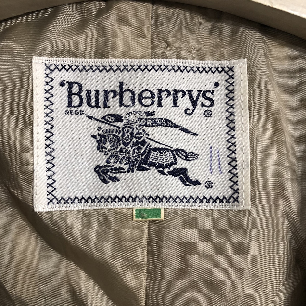 Vintage burberry checked vests - 4