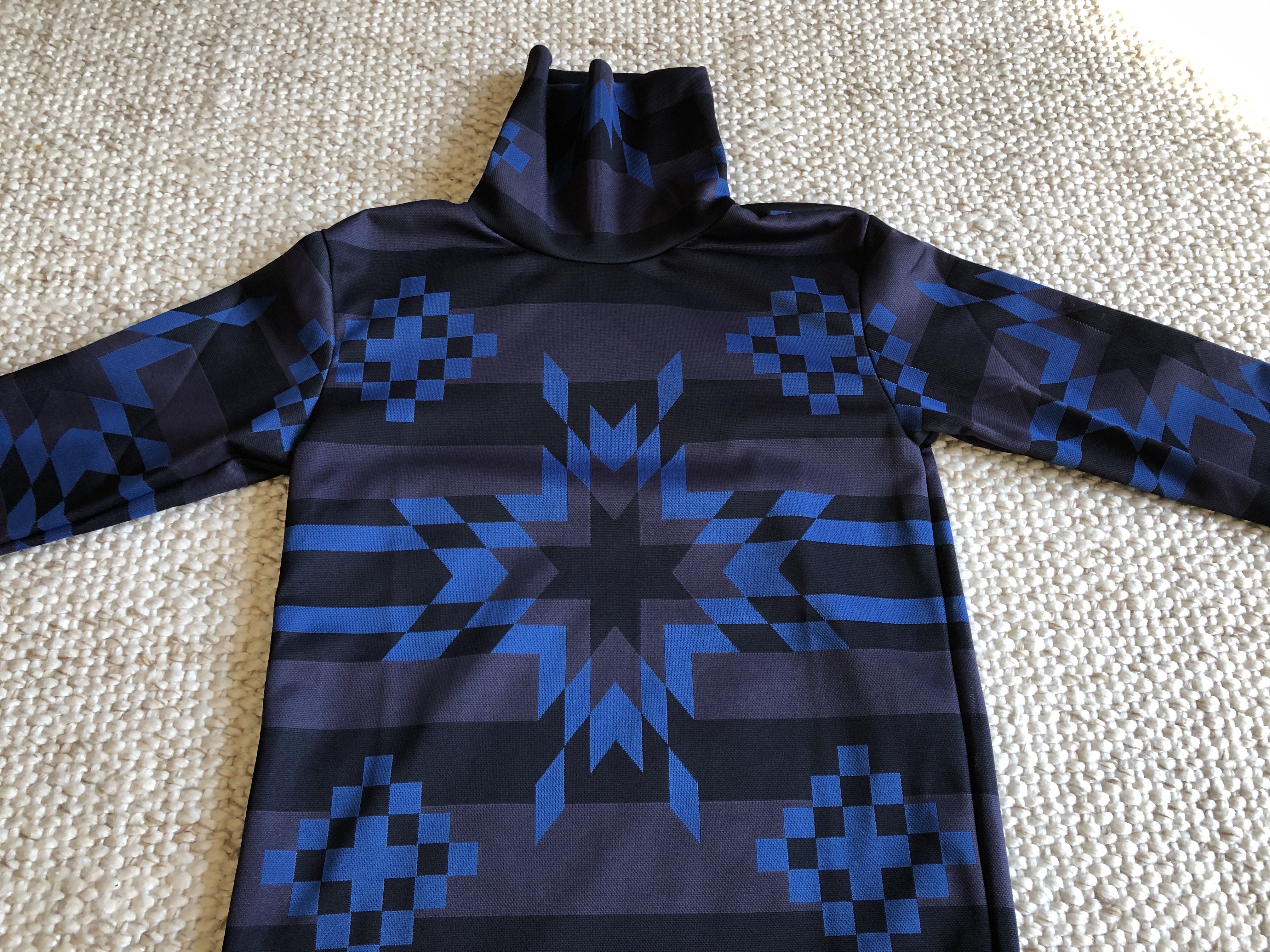 Takahiromiyashita The Soloist. - NWT $495 - Jacquard Blue/Gray Turtleneck made in Japan - 4