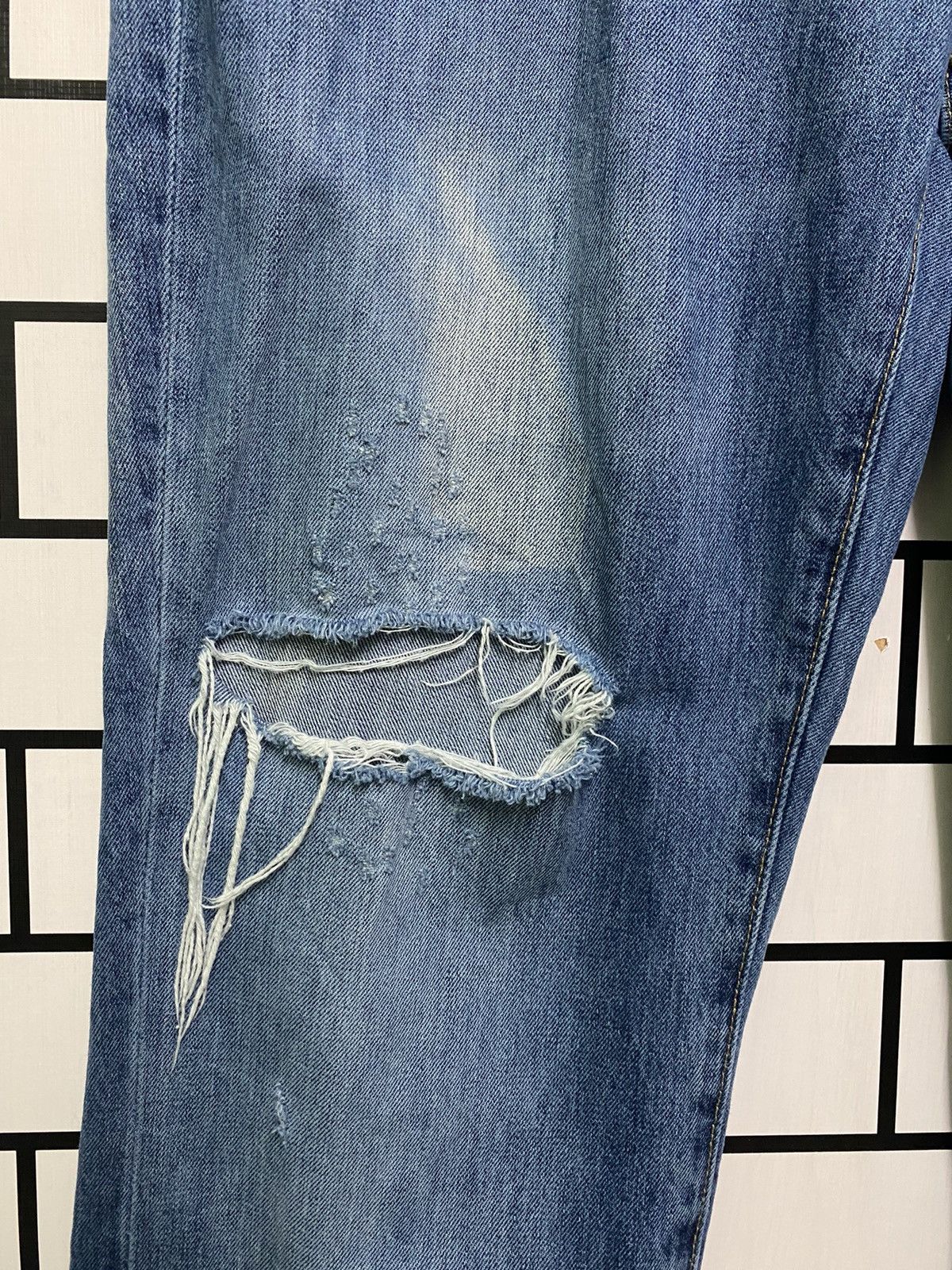 Vintage LEVIS 541 Distressed Jeans -L41 - 7