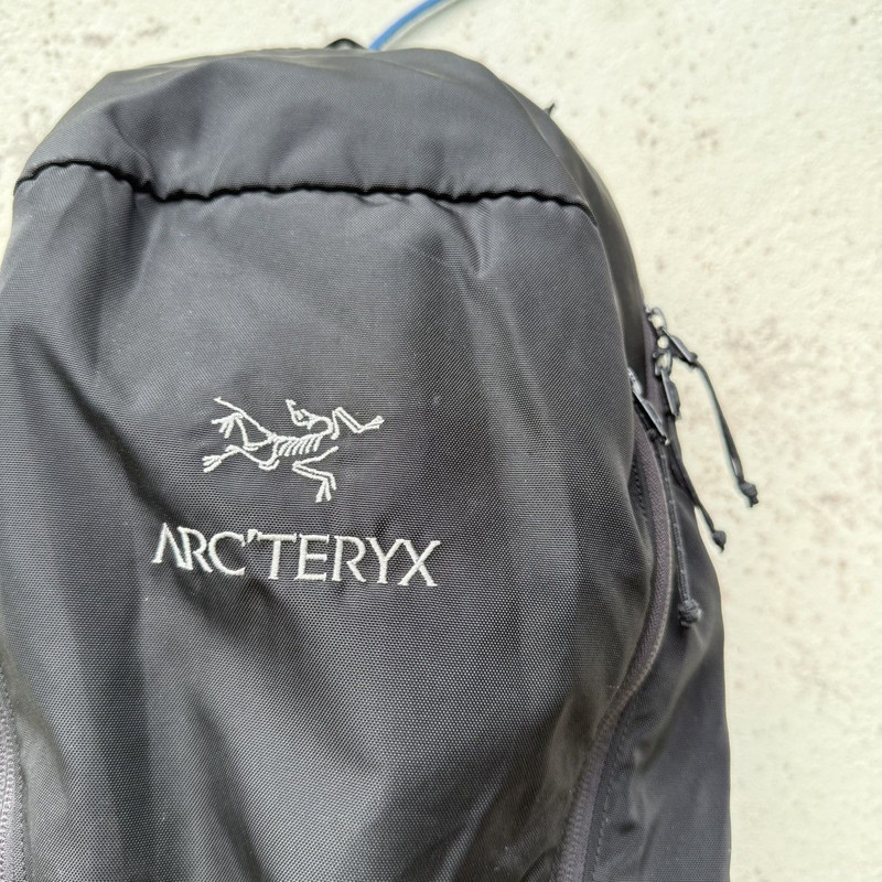 Arcteryx mantis 26L backpack - 1