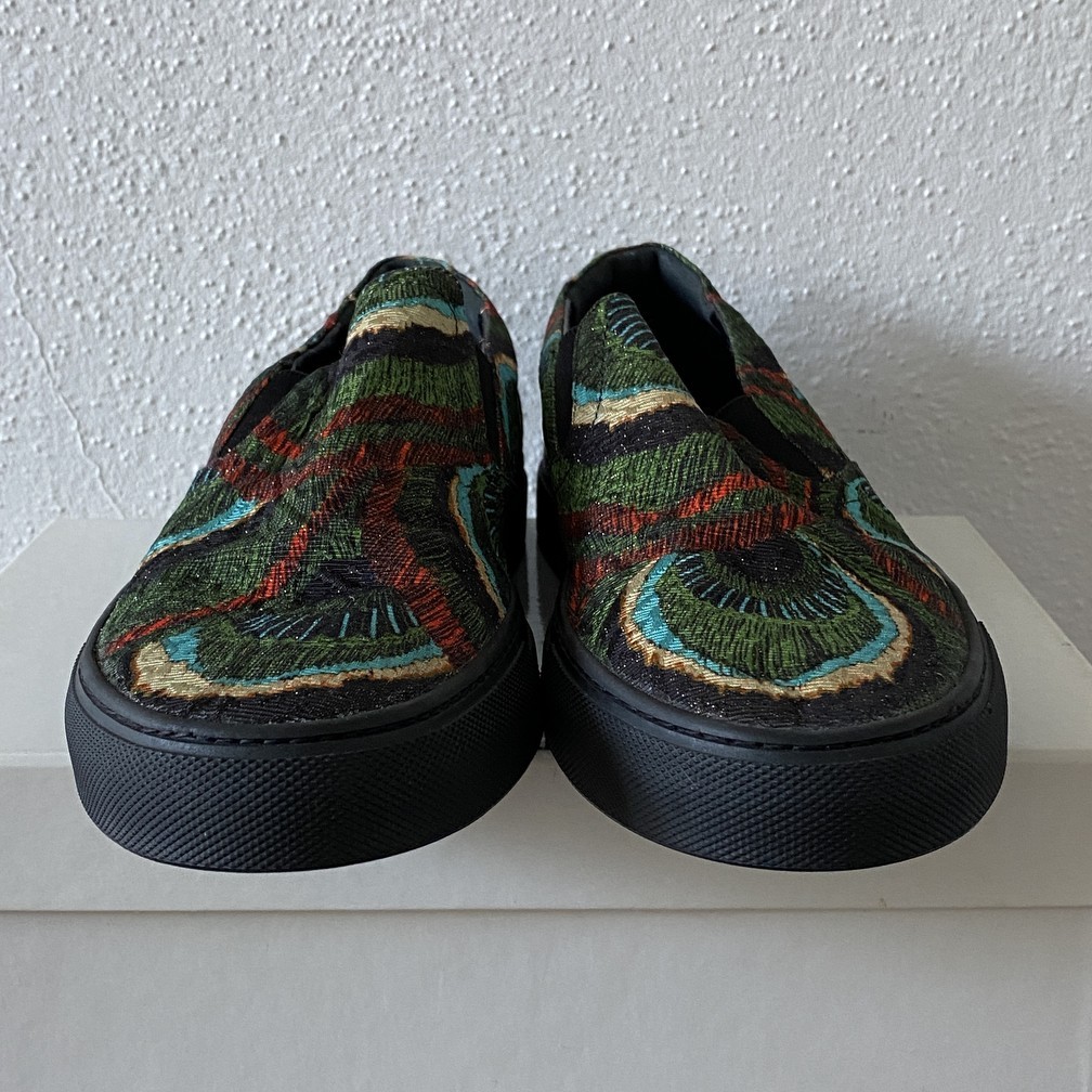 Embroidered Slip On 41 - 7