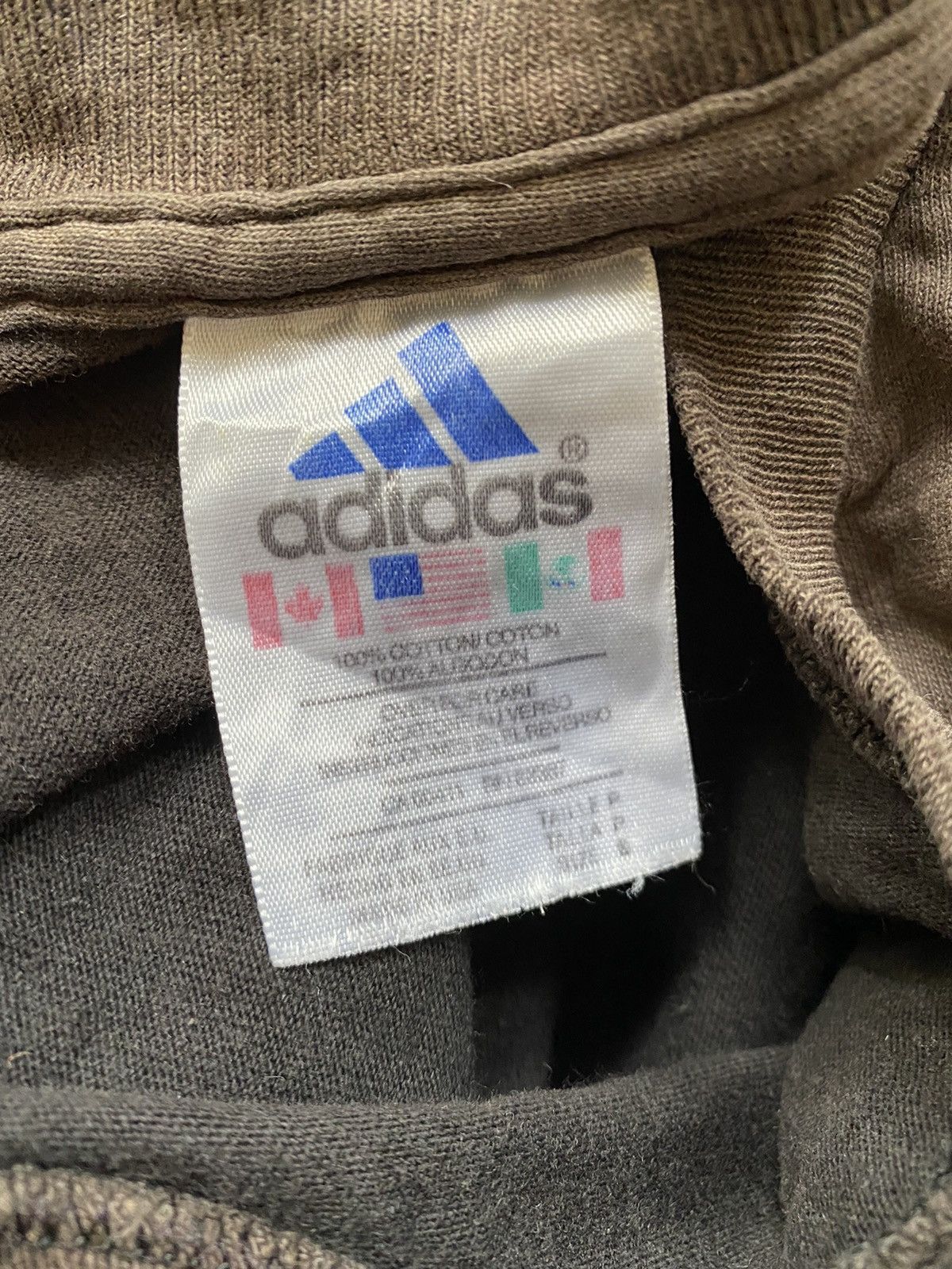 Vintage Adidas Tshirt Sun faded Distressed - 5