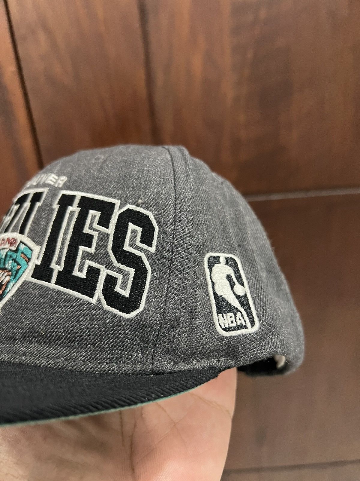 Mitchell & Ness Vancouver Grizzlies NBA Hat Cap - 5