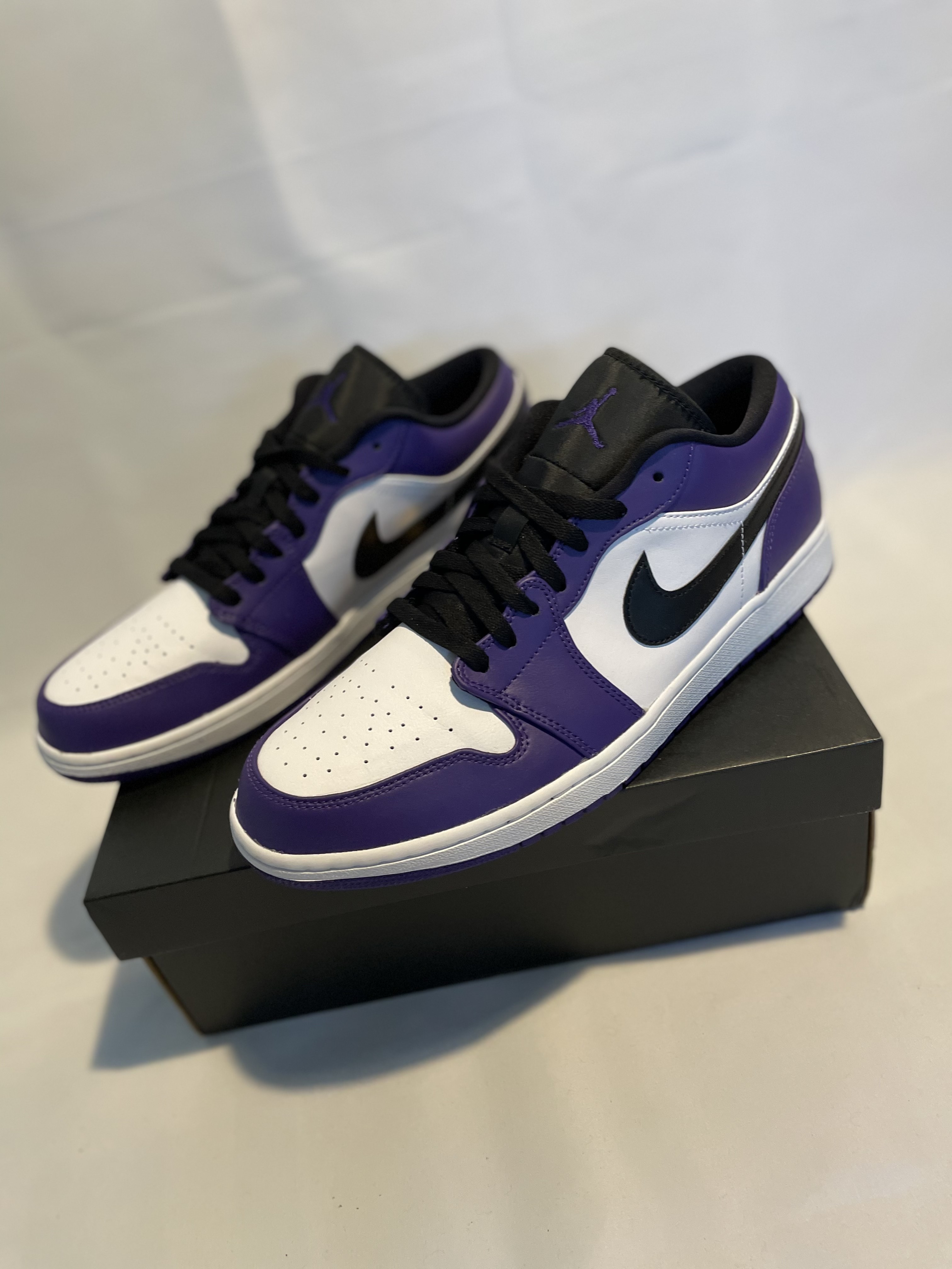 Jordan 1 low ‘court purple’ - 1