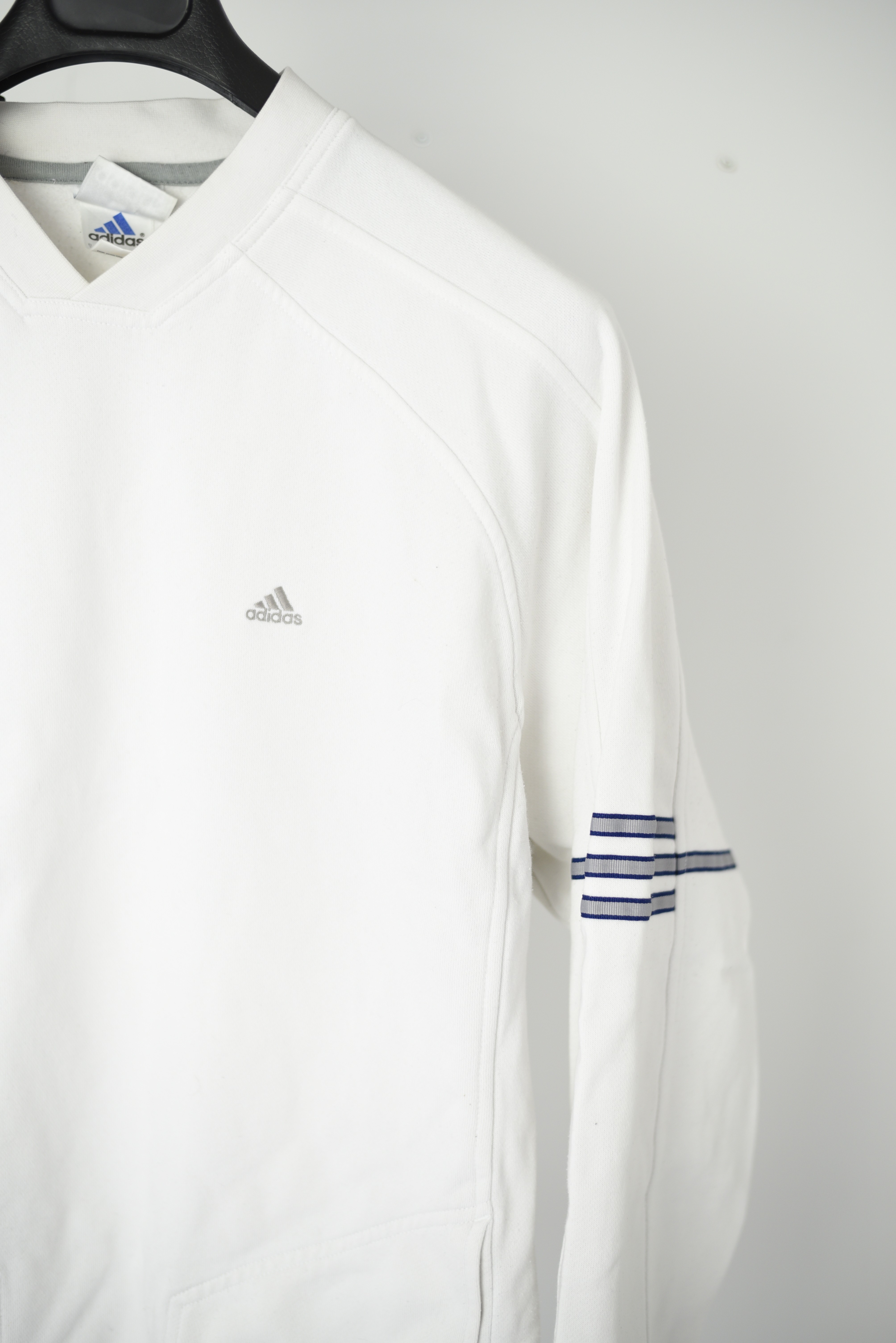 Vintage V-neck - 2