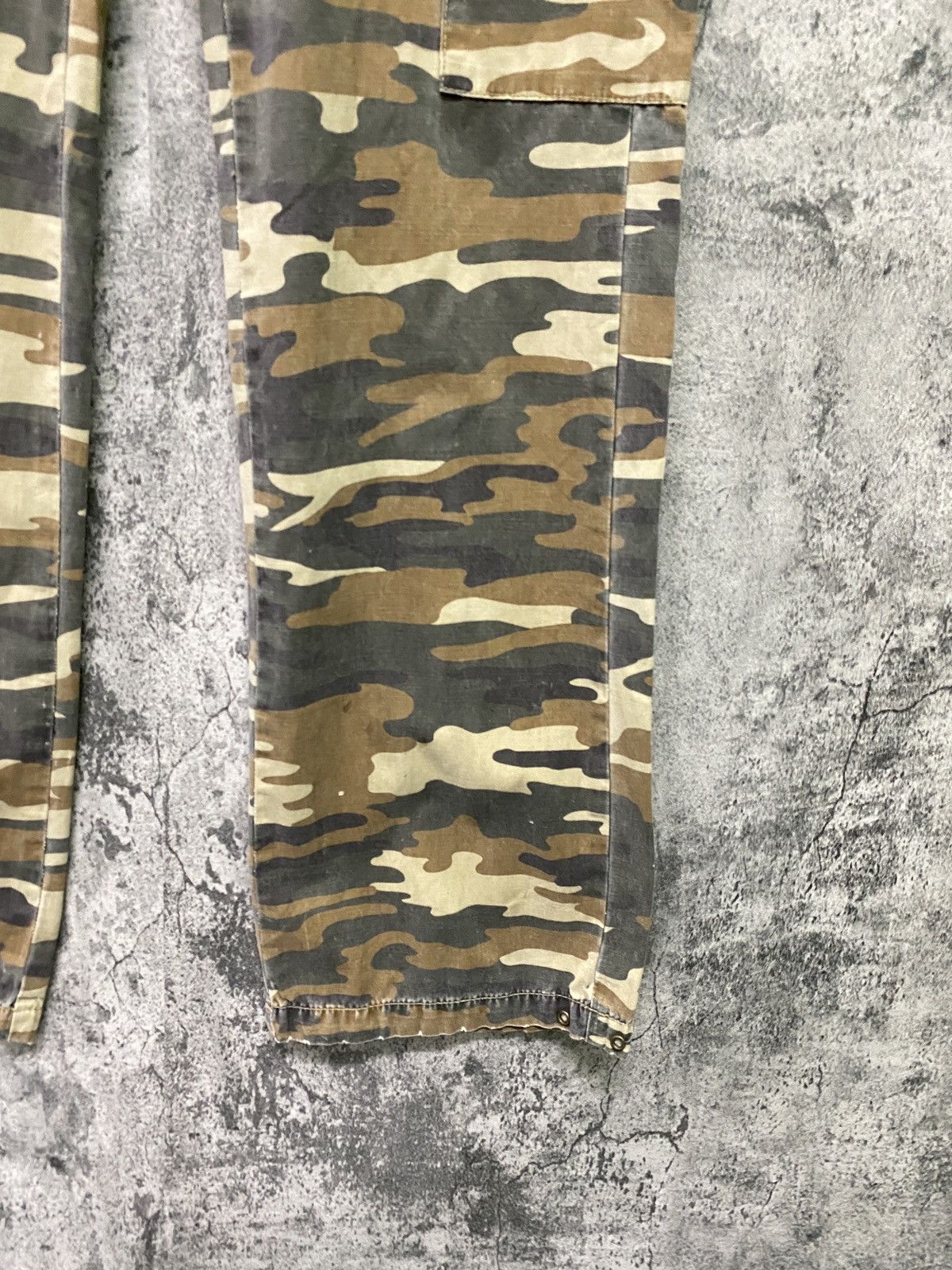 Military - Japan Brand MISS ME Multipocket Low Rise Camo Cargo Pants - 9