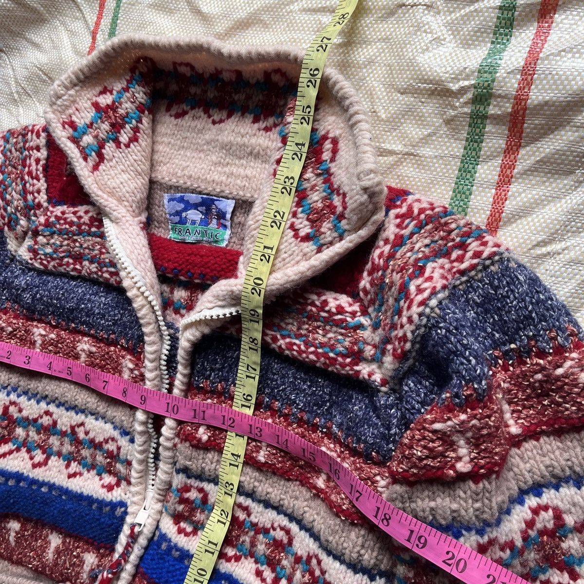 Vintage - Handmade Navajo Frantic Sweater Wool Made In Equador - 3