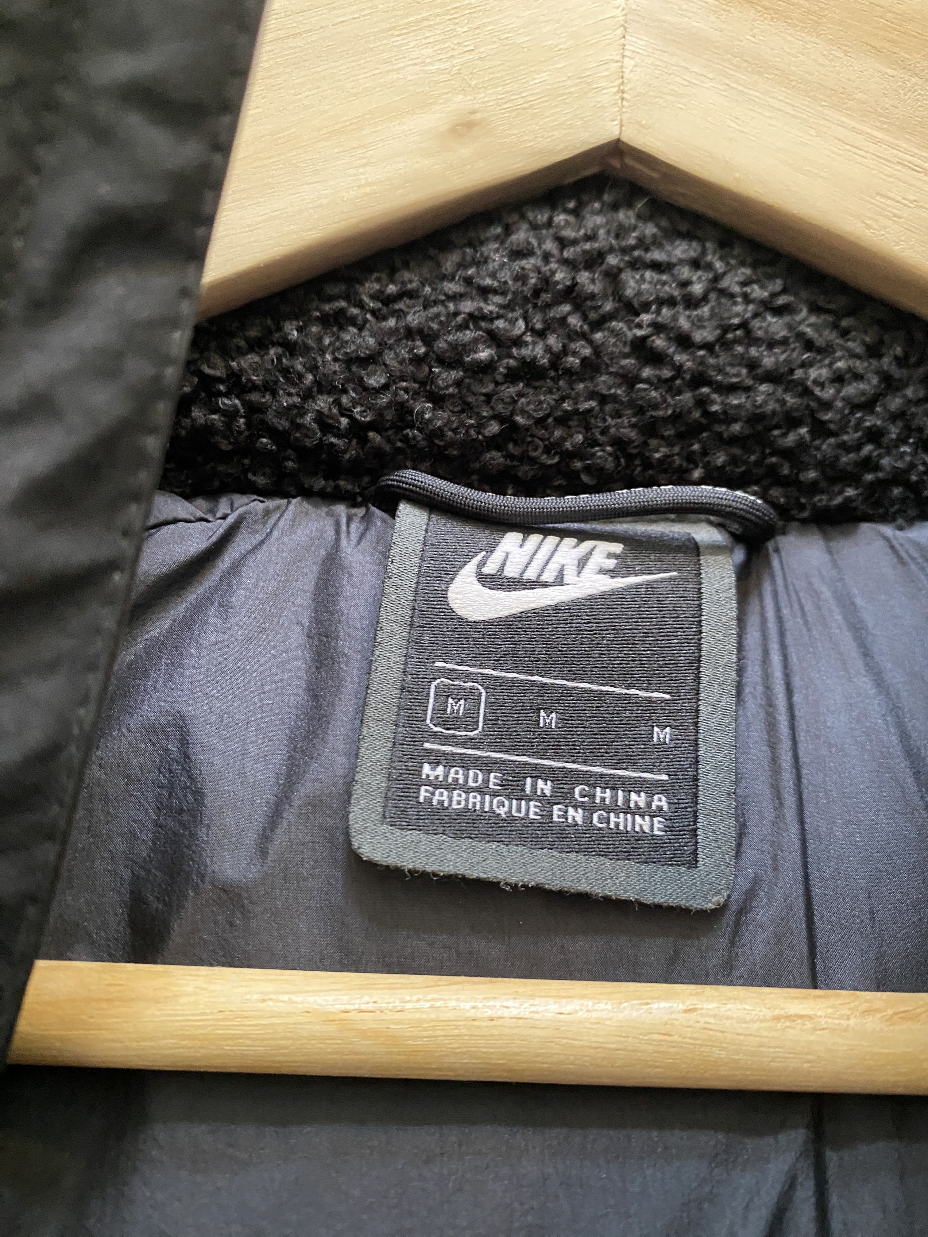 NIKE utility down vest  - 2