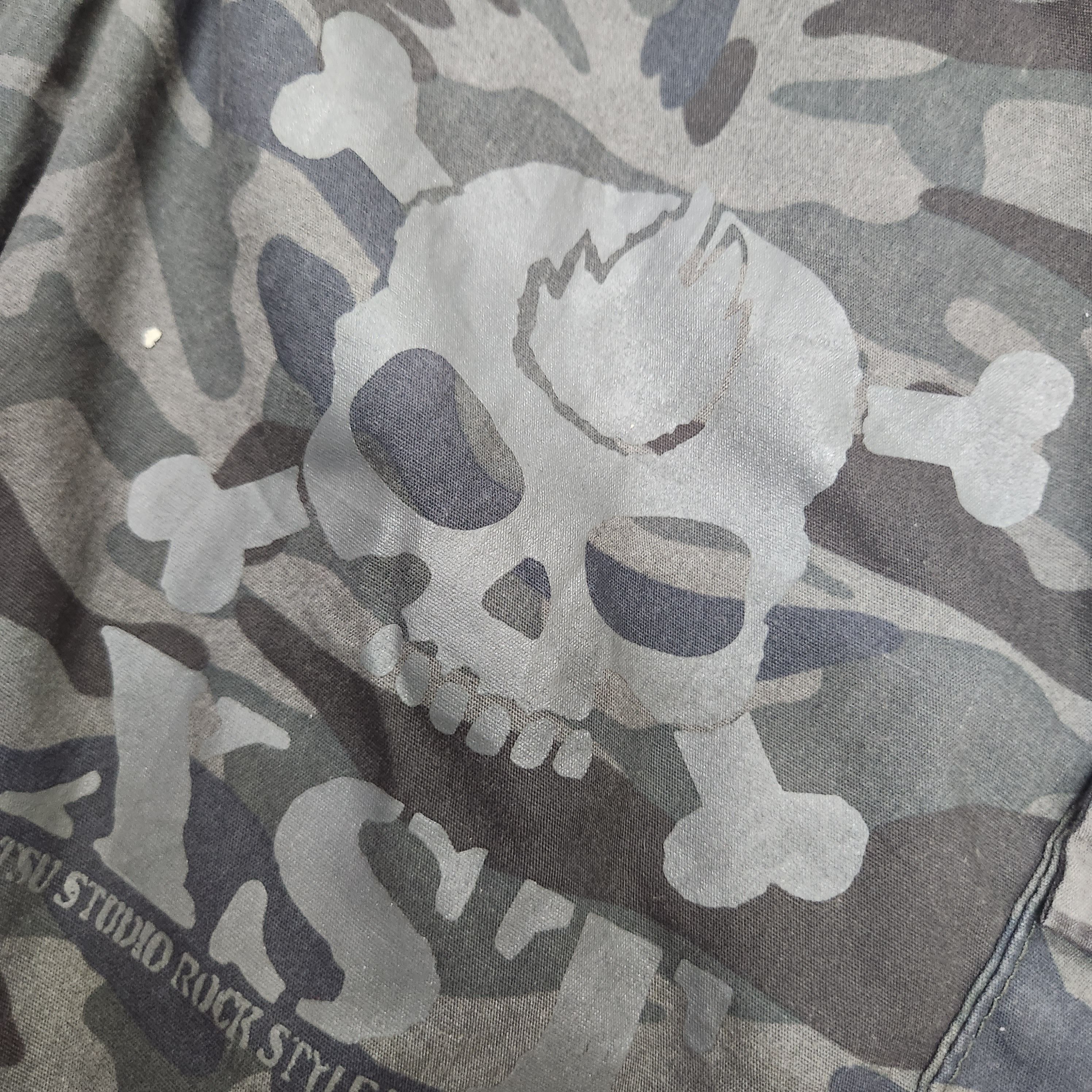 Japanese Brand - Batsu Studio Camouflage Skulls Button Cargo Pants - 19