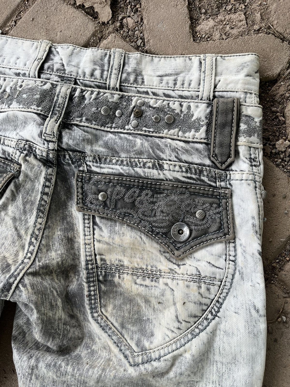 💥Vintage Distressed Cipo Baxx Denim - 11