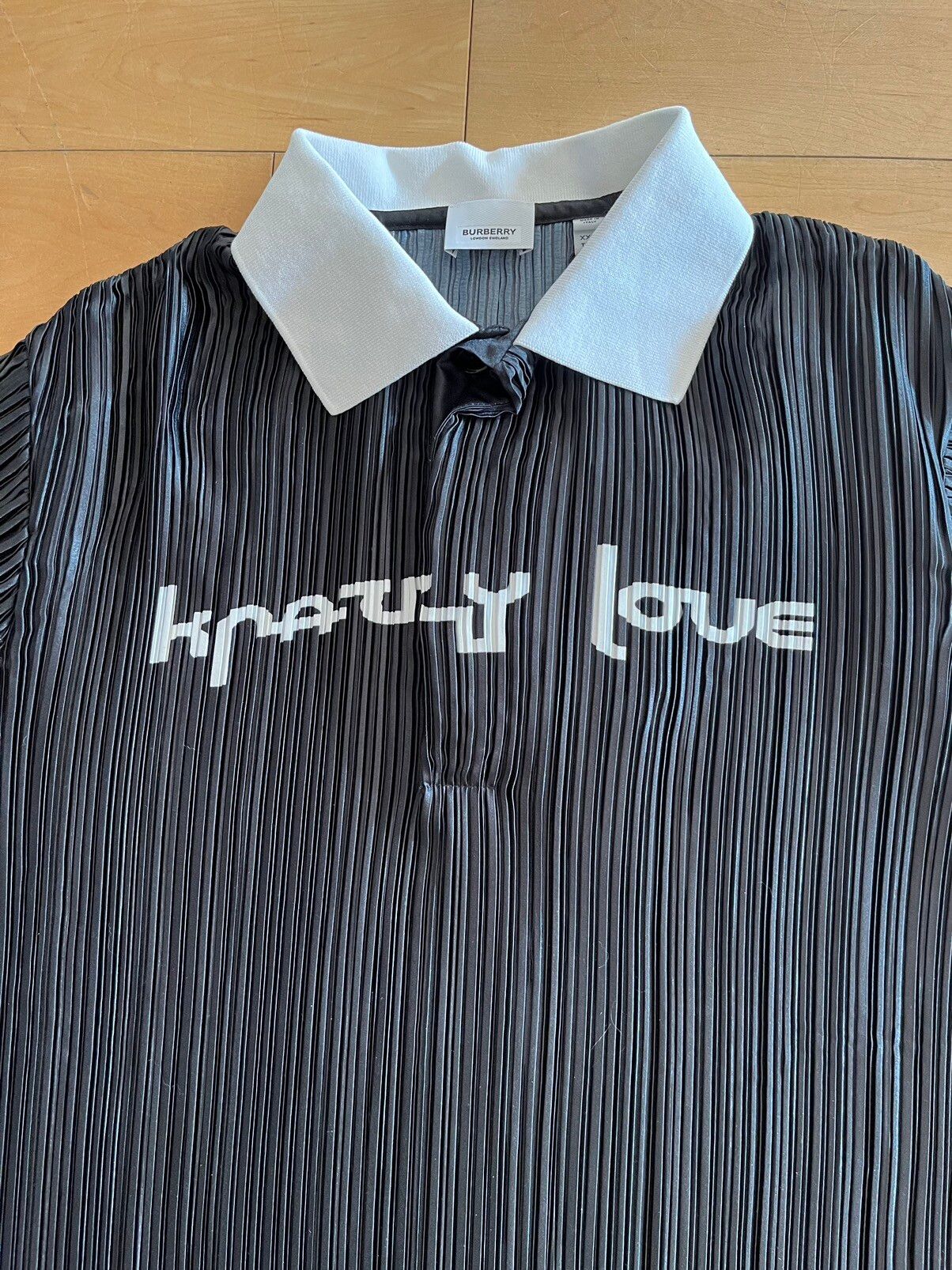 NWT - FW20 Runway Oversized Burberry Krazy Love Pleated Polo - 3