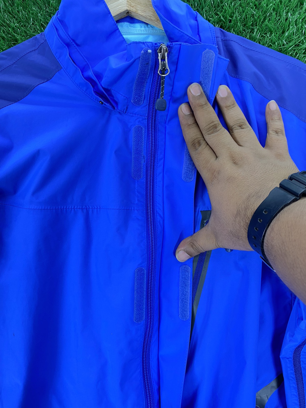 Vintage - ‼️OFFER‼️The North Face Windbreaker Jacket Blue - 6