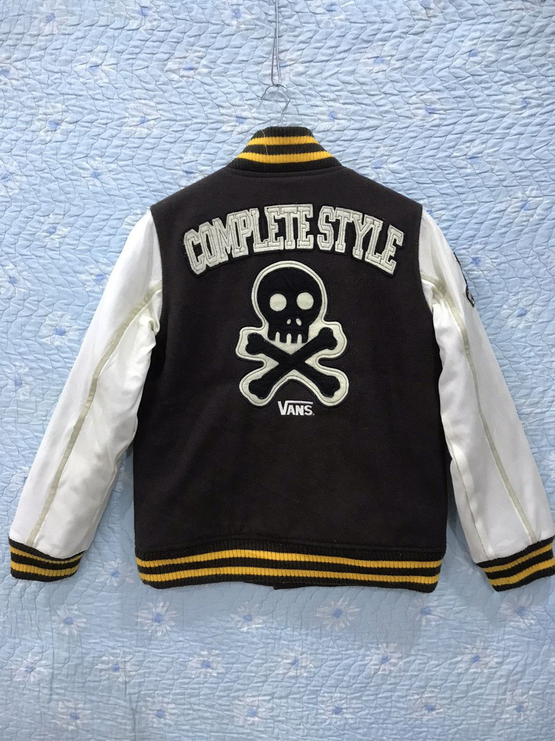 VANS VARSITY JACKET FASH STYLE (SLEEVE DEFECT) - 1