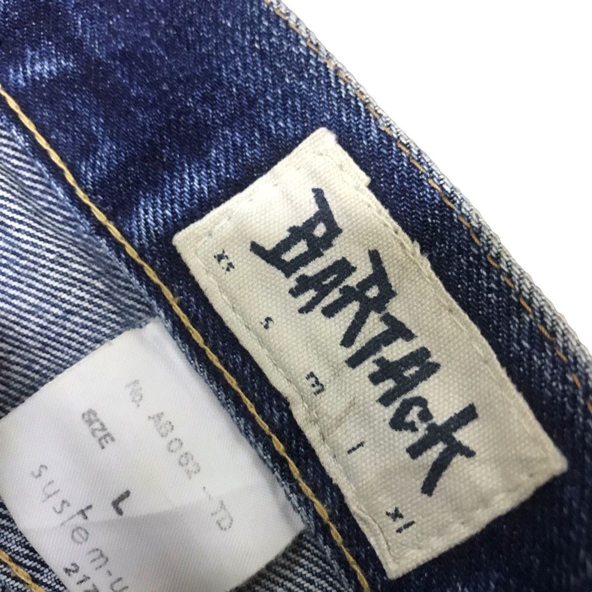 Vintage - Bartack distressed selvedge denim - 3