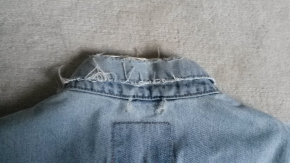 Unique Vintage Distressed Used Light Denim Jacket - 12