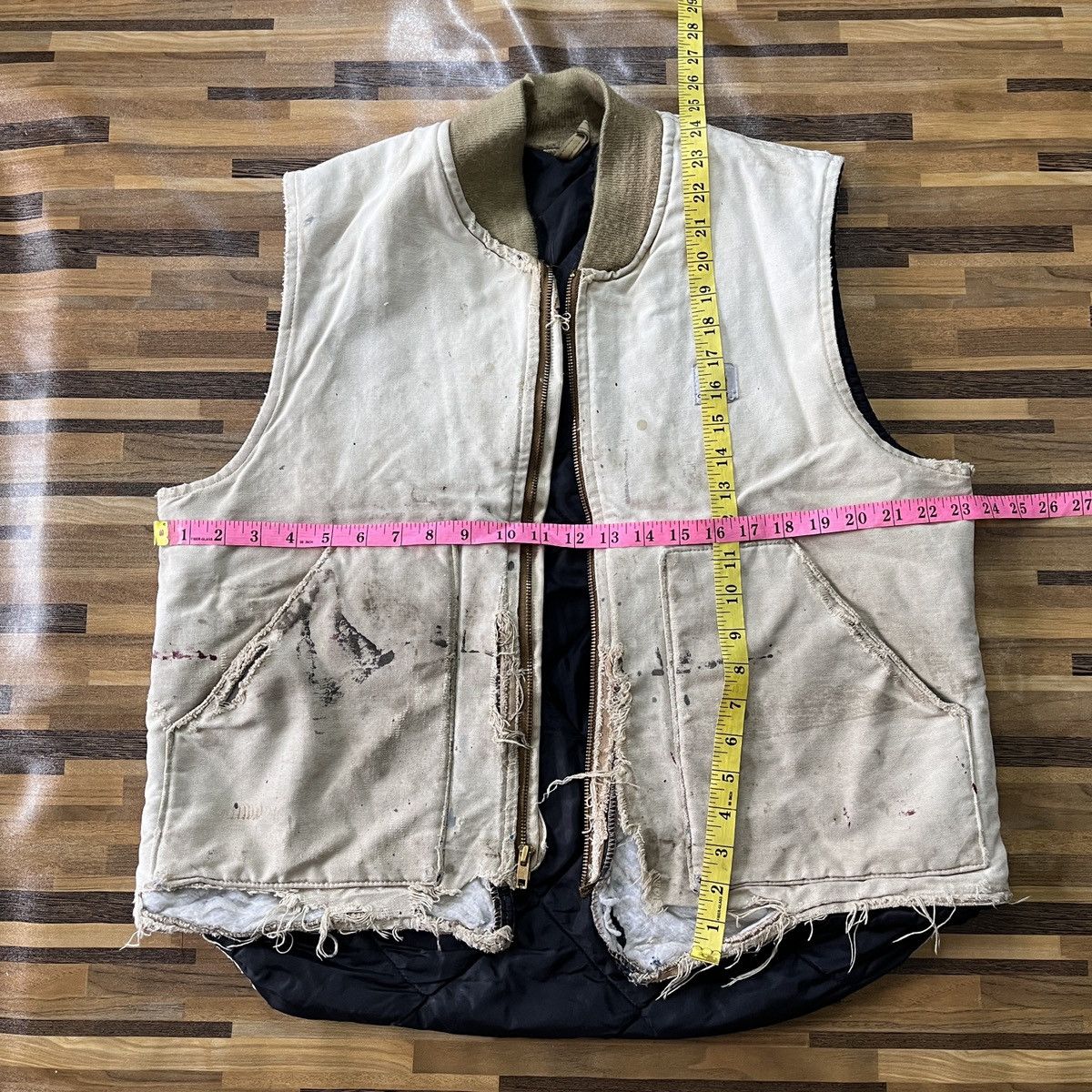 Distressed Vintage Carhartt Worker Vest Ripped Made In USA - 4