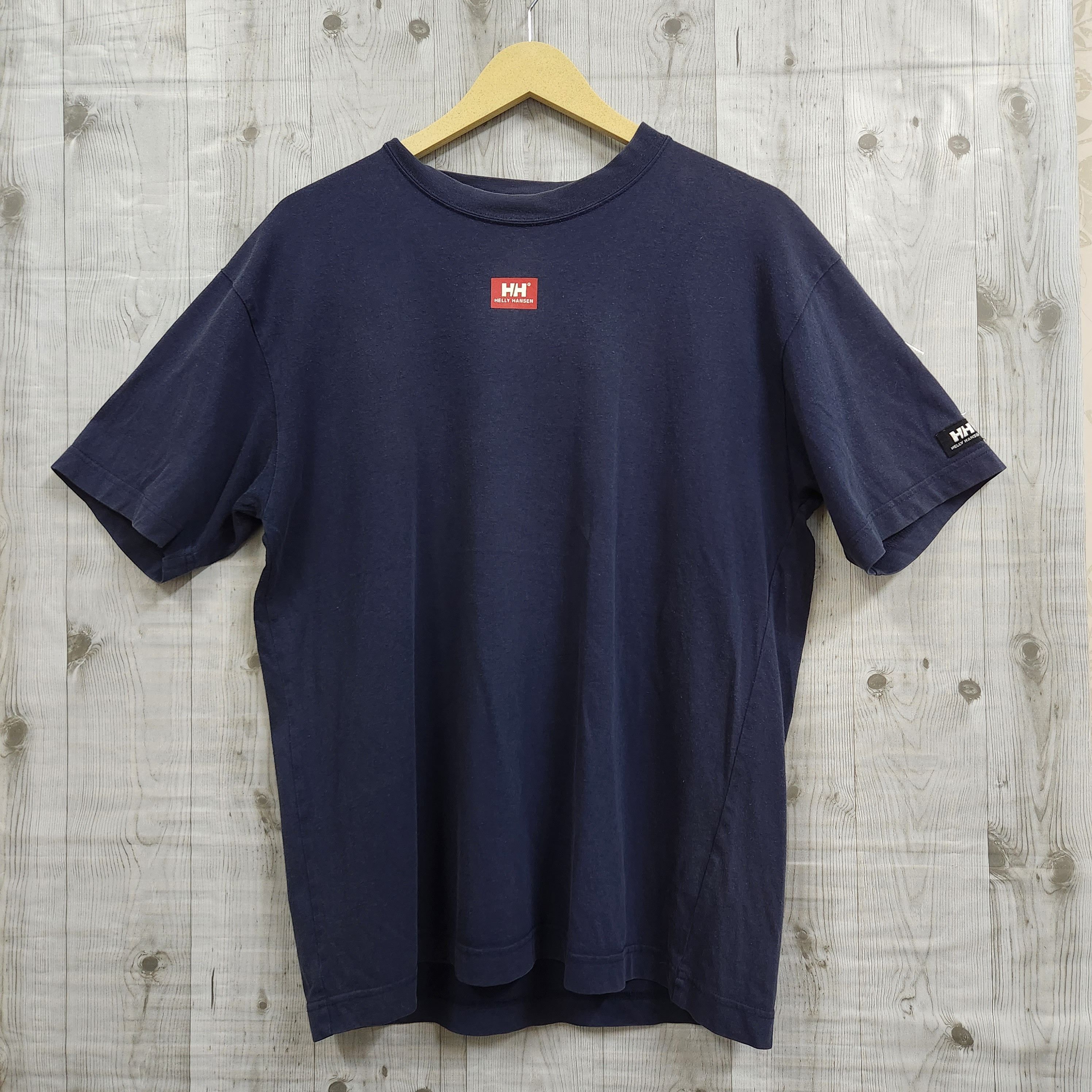 Vintage Y2K Helly Hansen Outdoor Life TShirt - 16