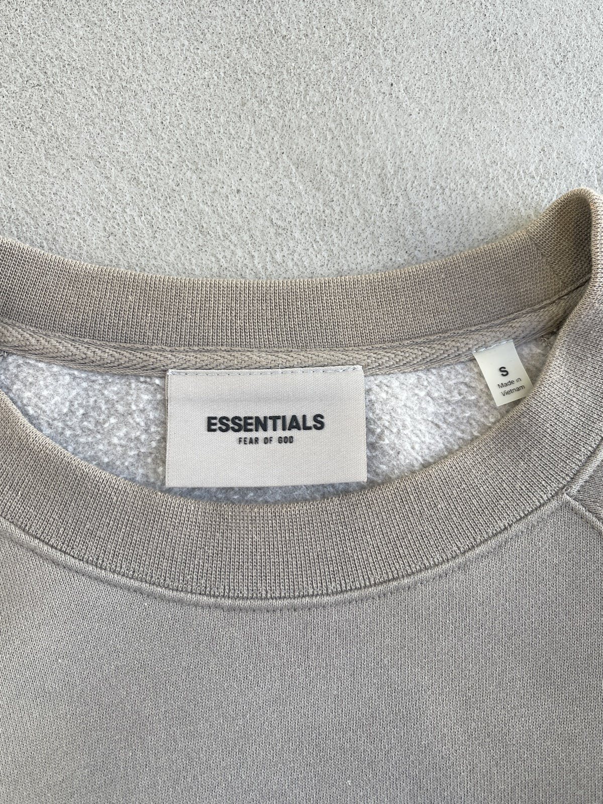 STEAL! Essentials 3D Silicon Applique Logo Sweatshirt - 3