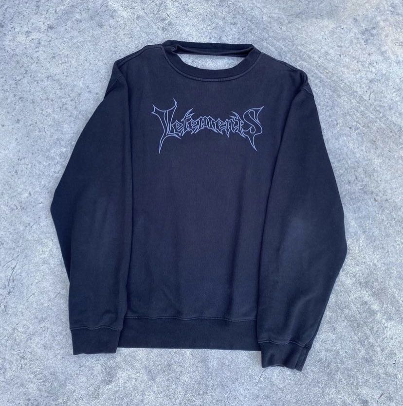 Vetements reversibile metal logo *RAAARE* - 3