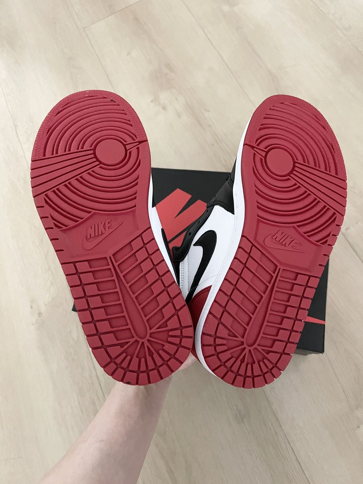 Jordan Brand - 2019 Air Jordan 1 High Saint Black Toe (Men Size 7.5) - 8