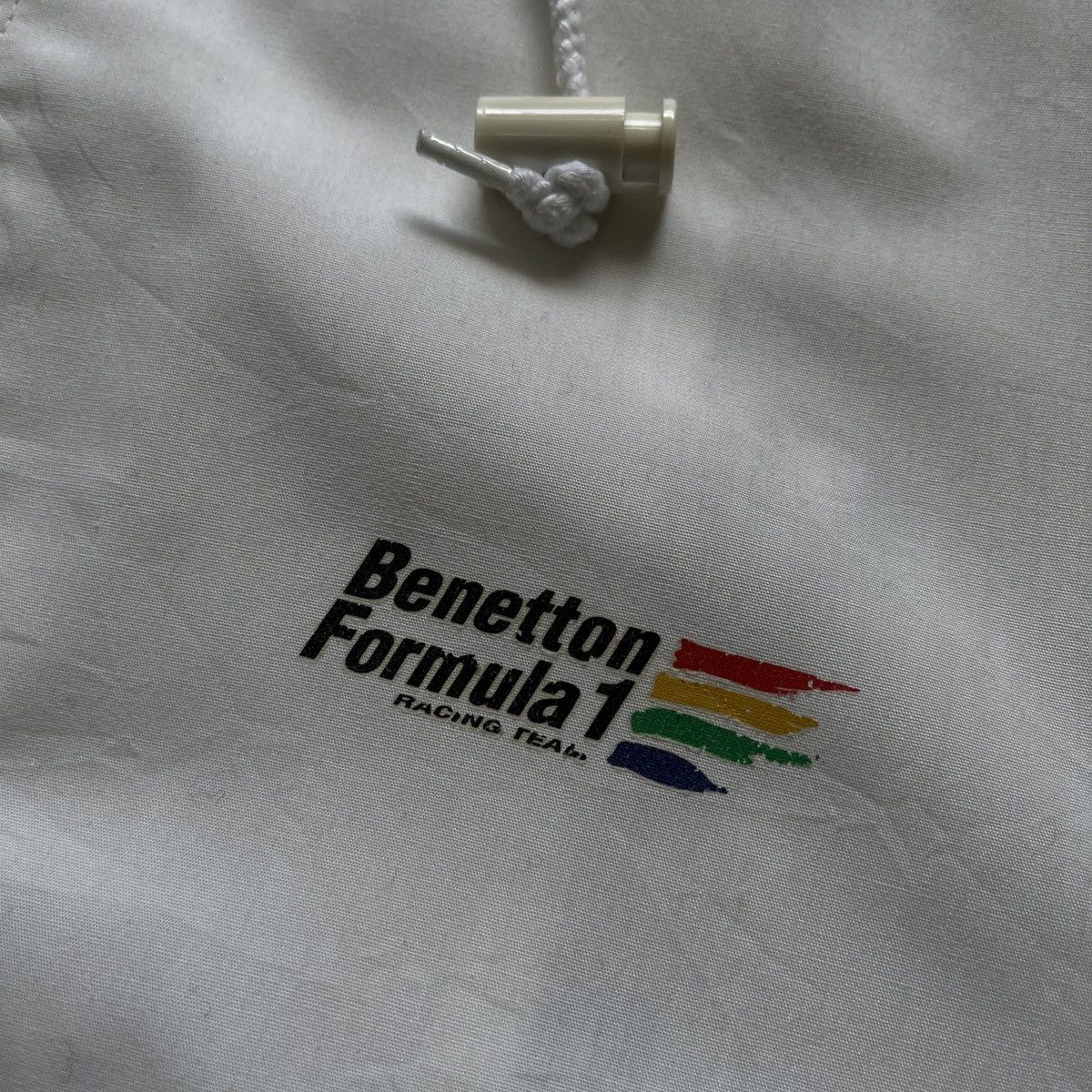 Vintage Benetton Formula 1 Printed Windbreaker Hoodie - 10