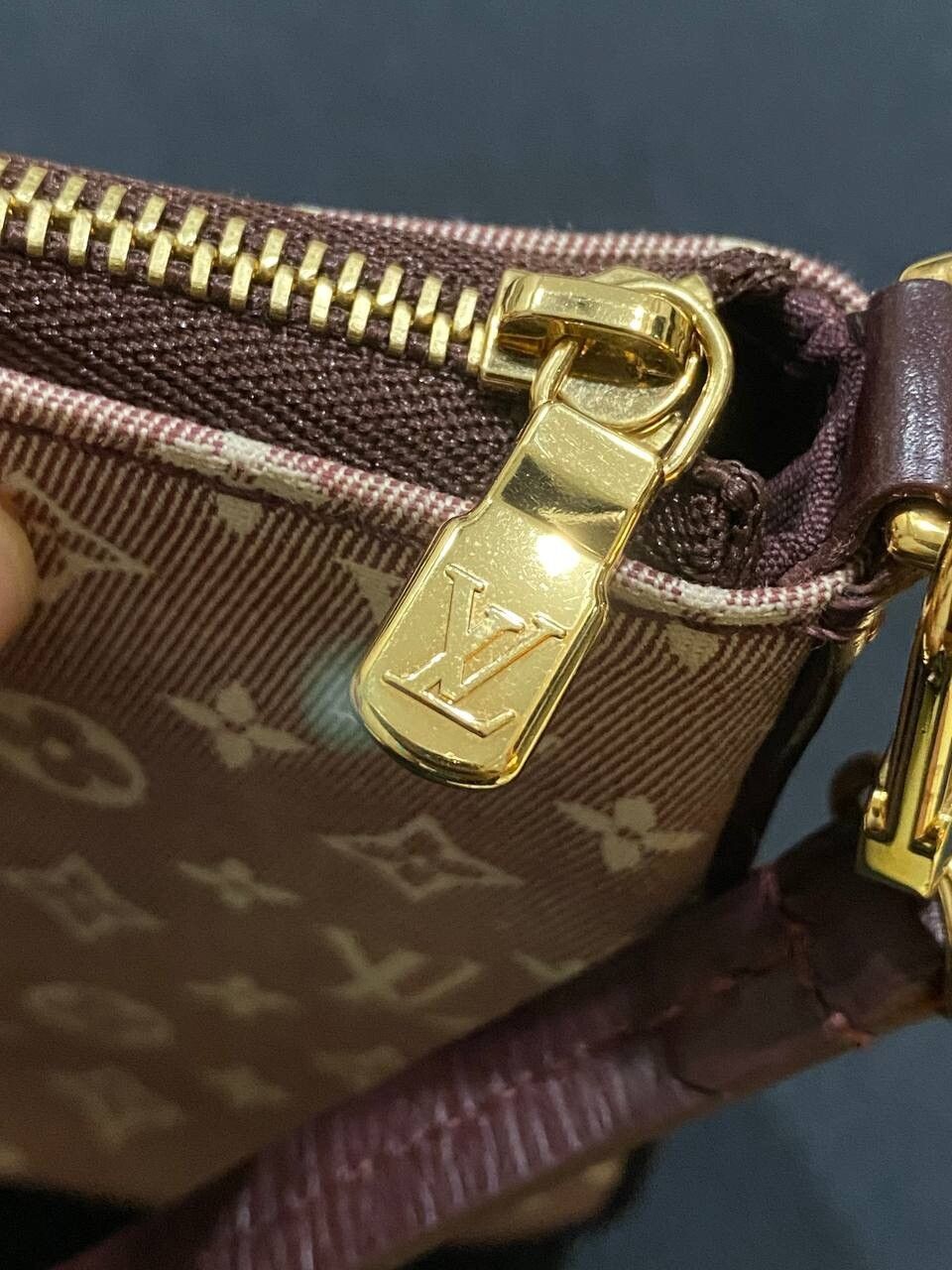 Authentic Louis Vuitton Pochette Shoulder Bag - 8