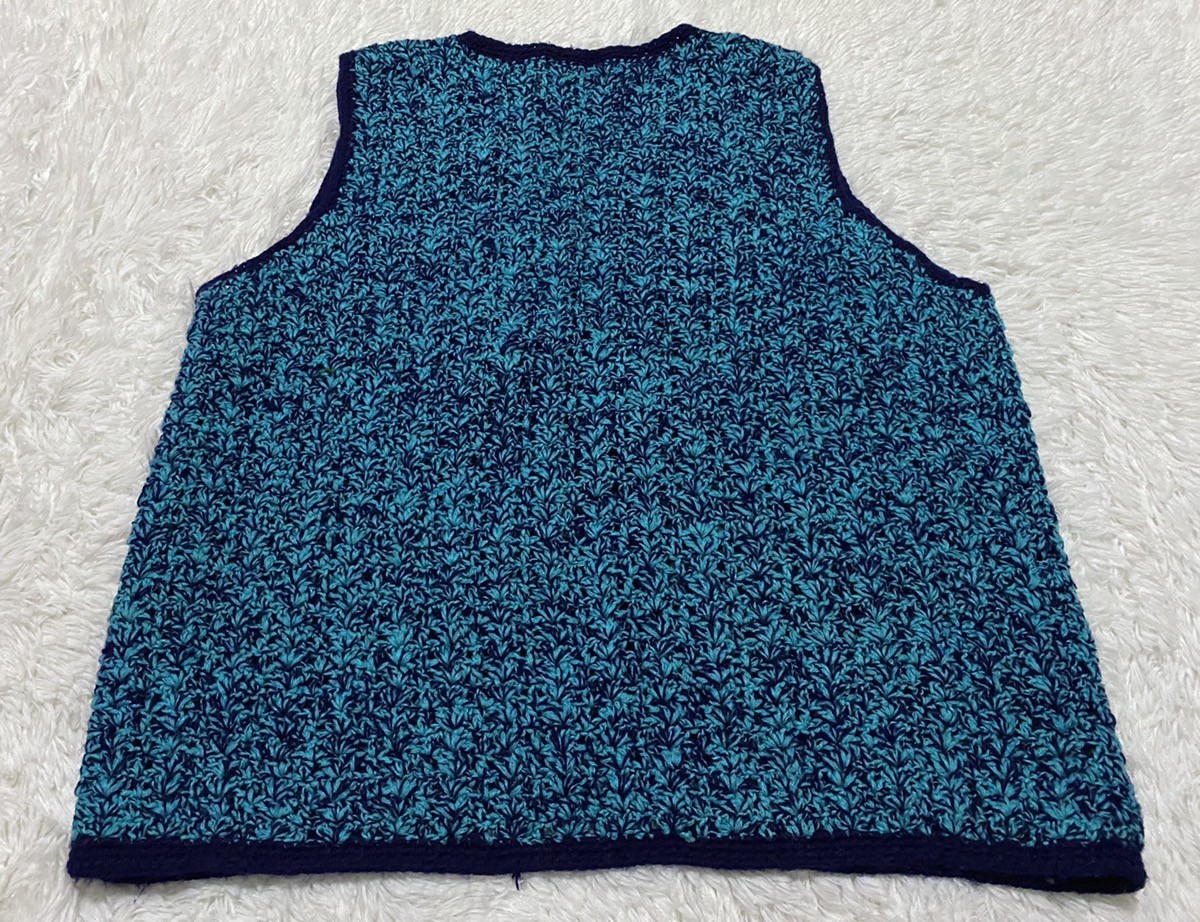 Cardigan - Sleeveless Knitted Sweater Cardigan - 5
