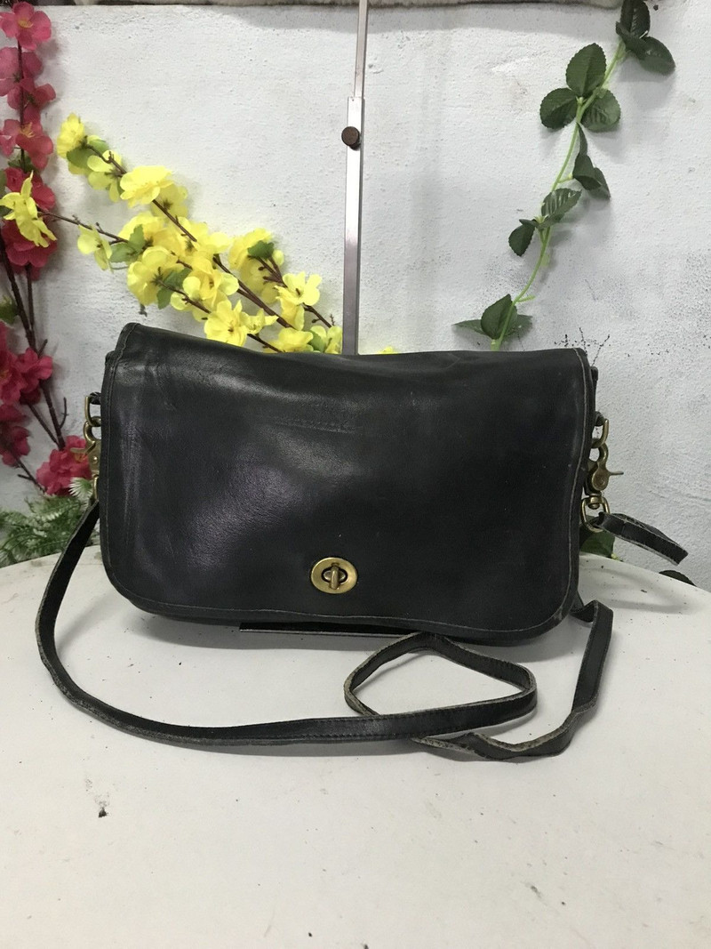 Vintage Coach Shoulder Leather - 1