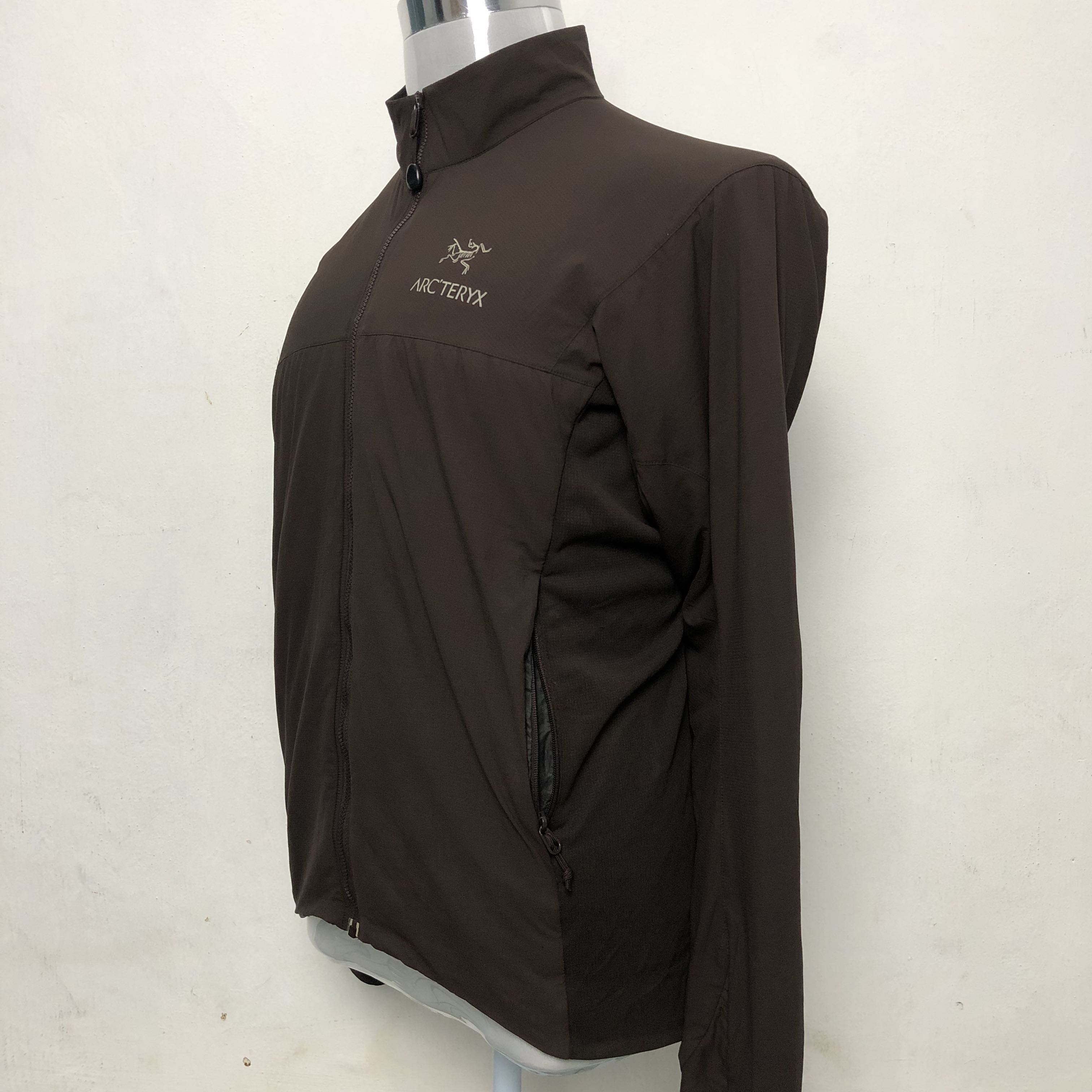 Atom LT Jacket Mens ARCTERYX Discontinued Spring 2020 Size S  - 4