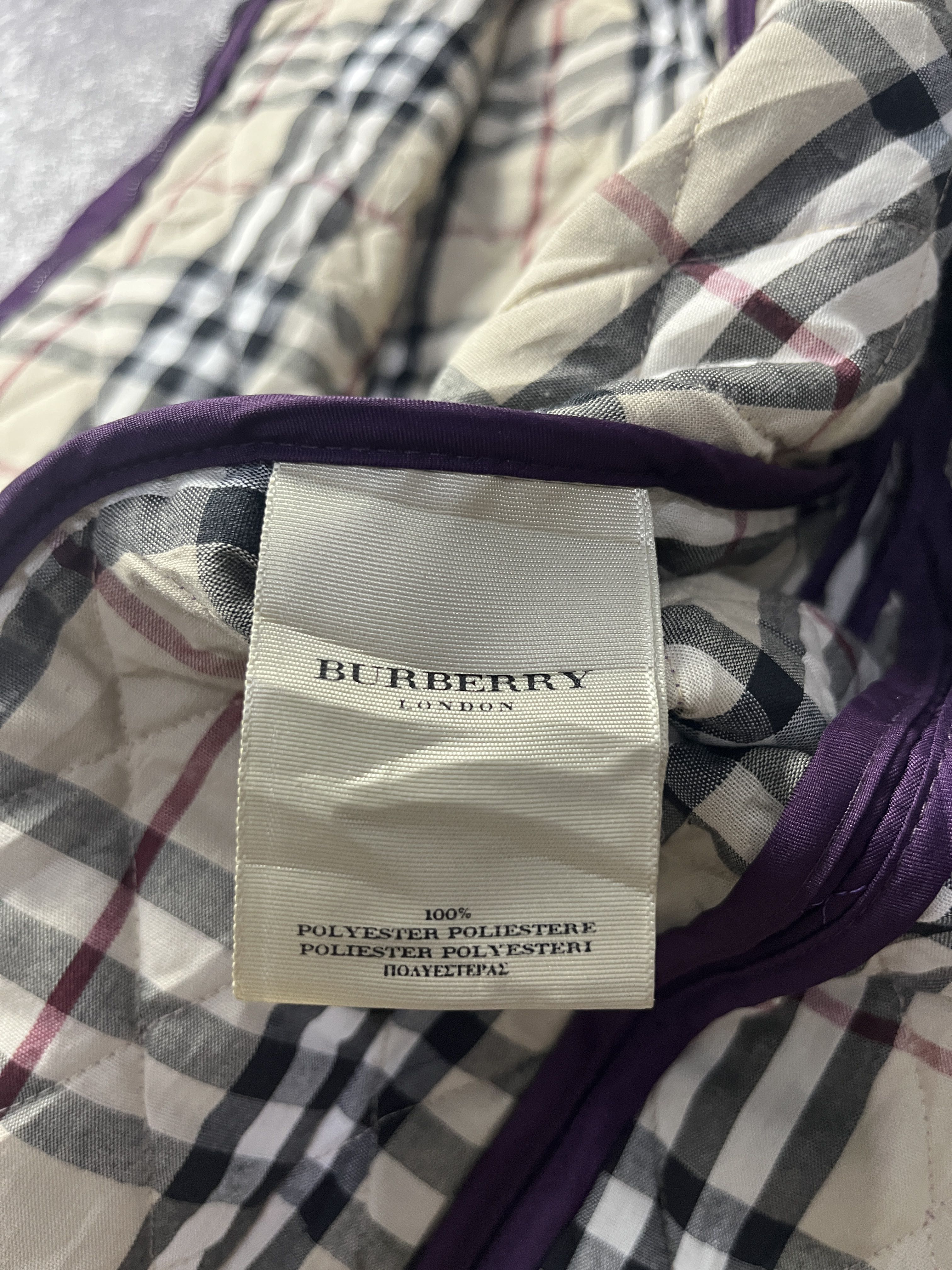 🚨ACCEPT OFFER🚨Burberry qualited jacket  - 10