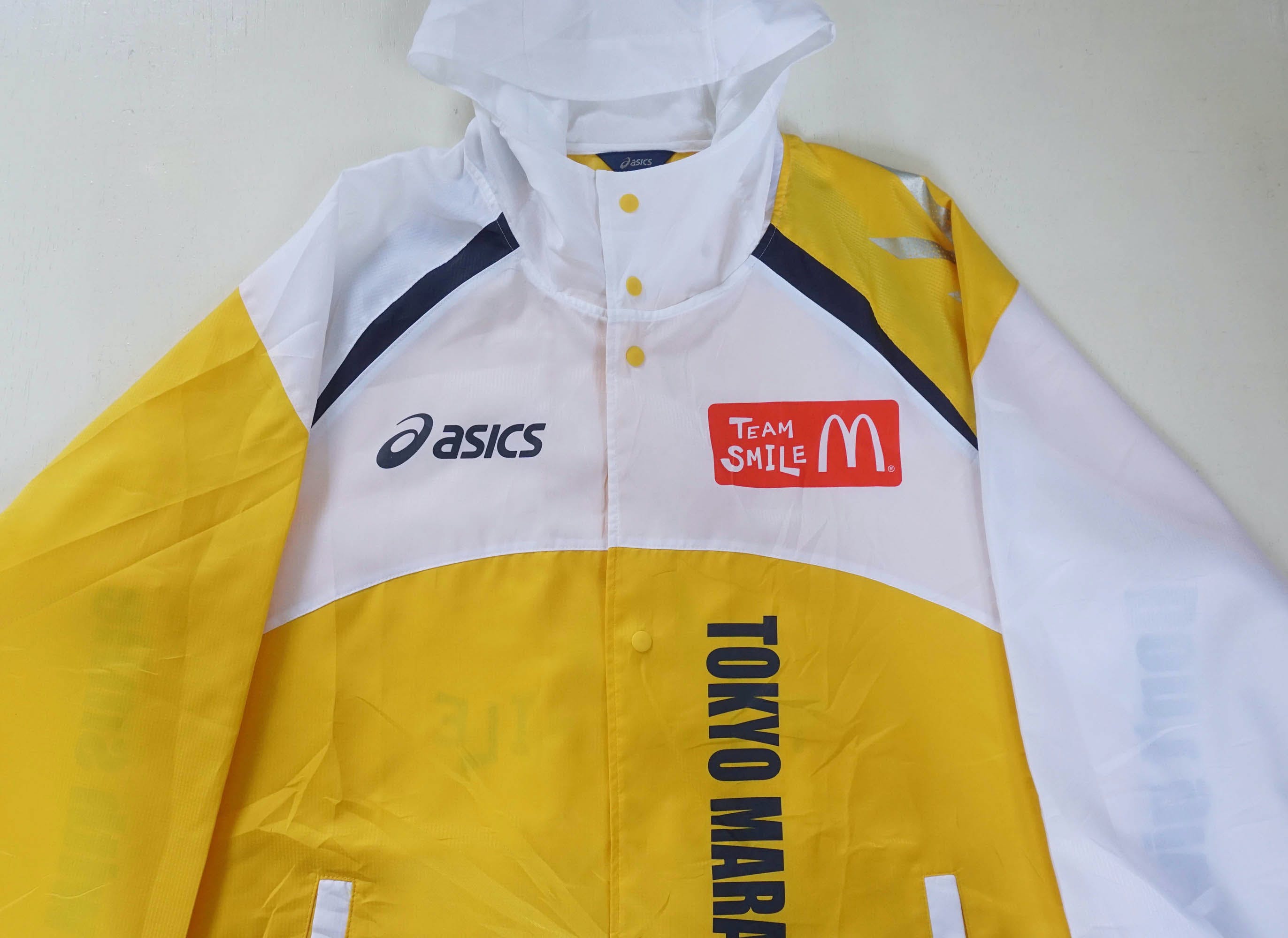 Asics x McDonalds Tokyo Marathon Hooded Windbreaker - 3
