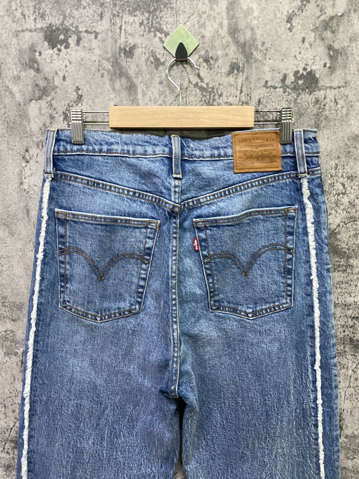 LEVIS Ribcage Butterfly Button Reconstructed Jeans - 8