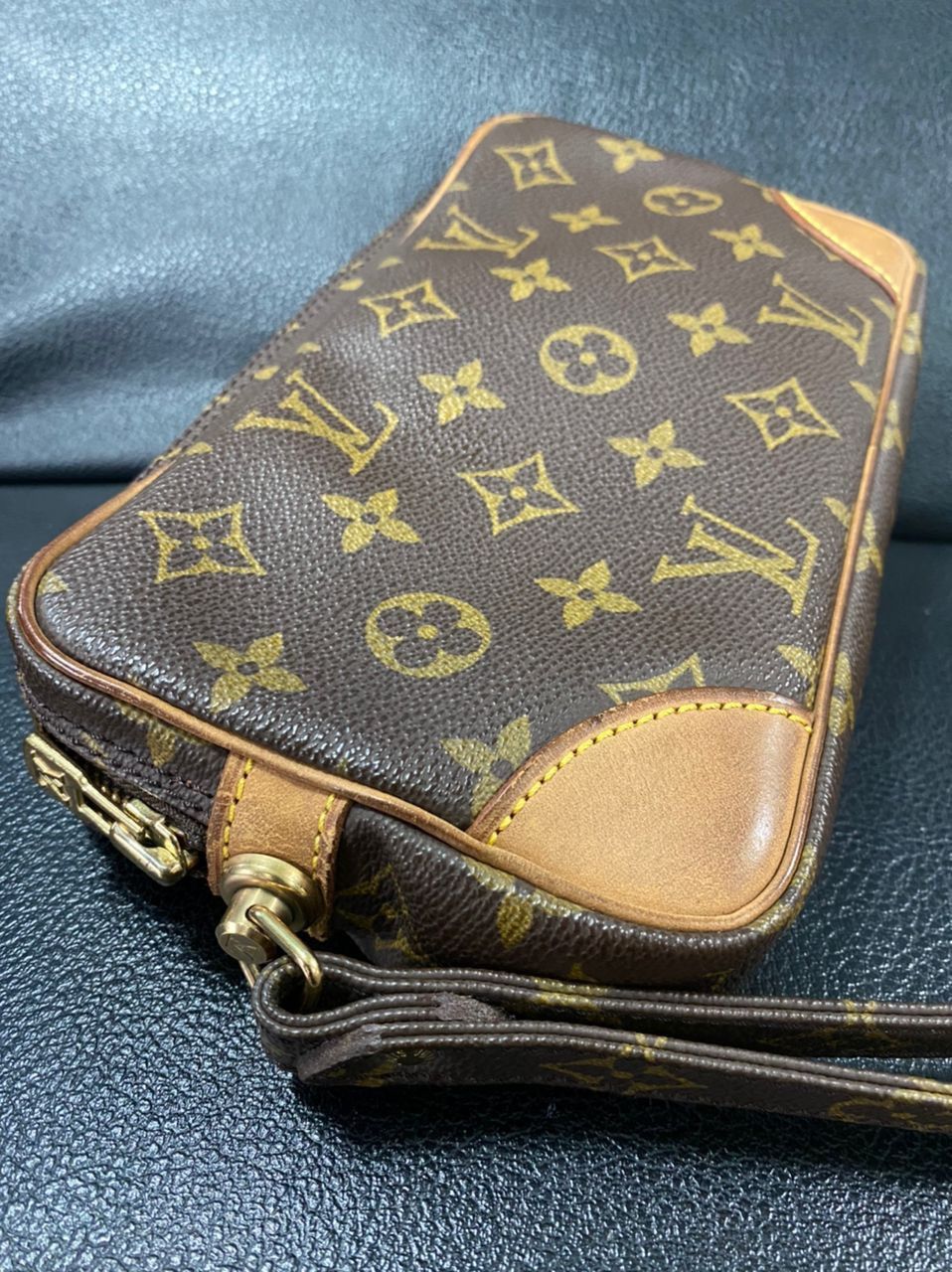 Authentic LOUIS VUITTON Mrlyn Dragon Clucth Bag - 5