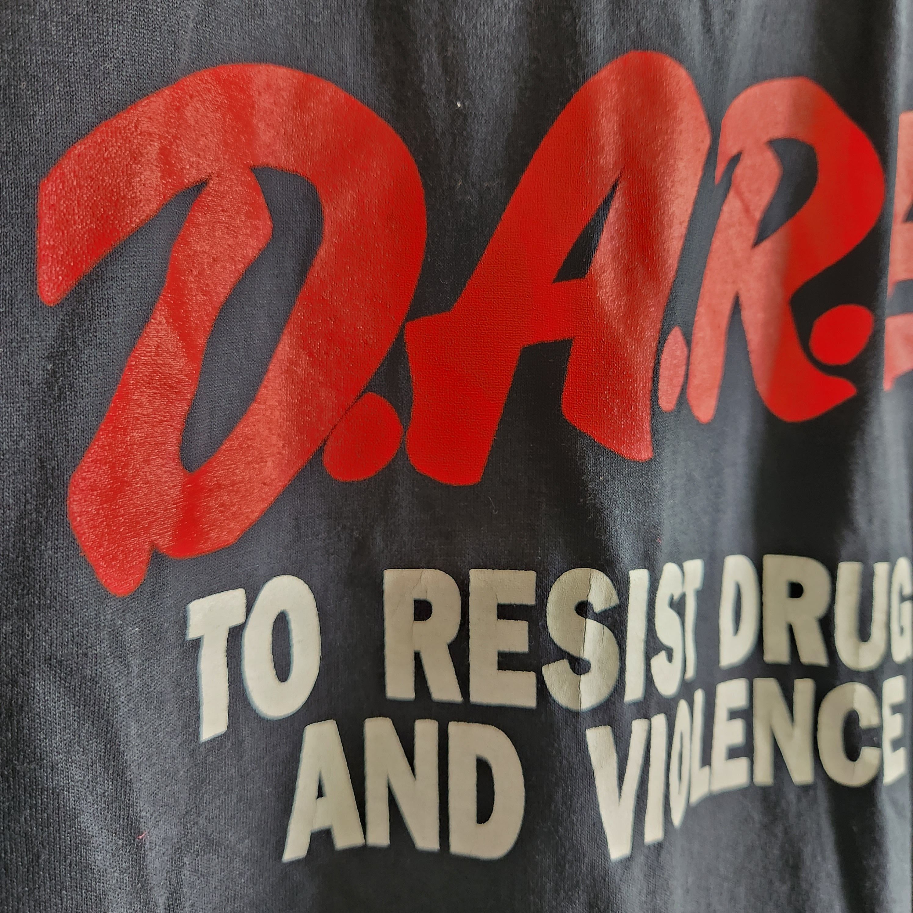 Vintage - Vtg DARE 1990s To Resist Drugs And Violence Single Stitches - 14