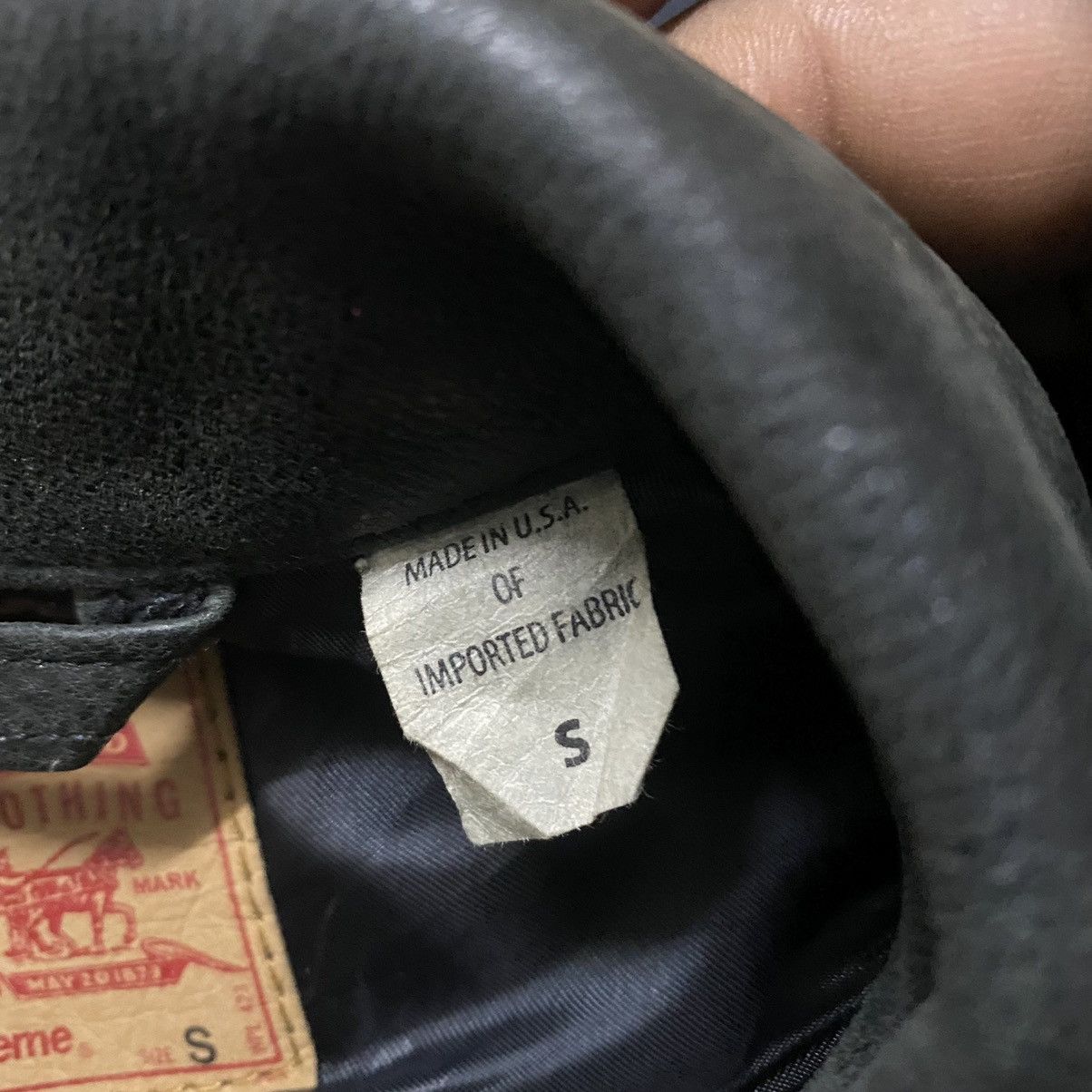 FW2011 Levis X Supreme Leather Trucker Jacket - 15