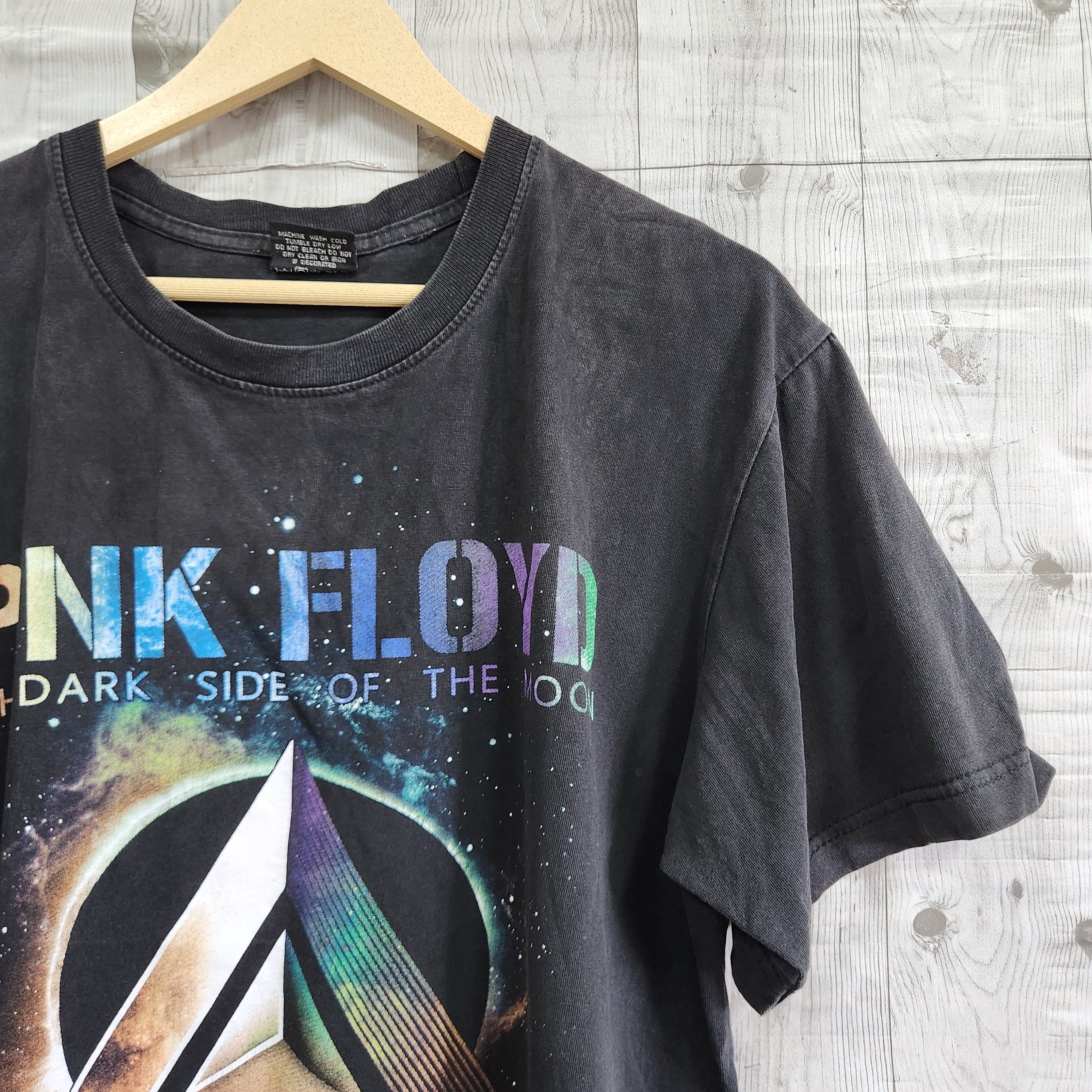 Vintage Y2K Pink Floyd The Dark Side Of The Moon TShirt - 7