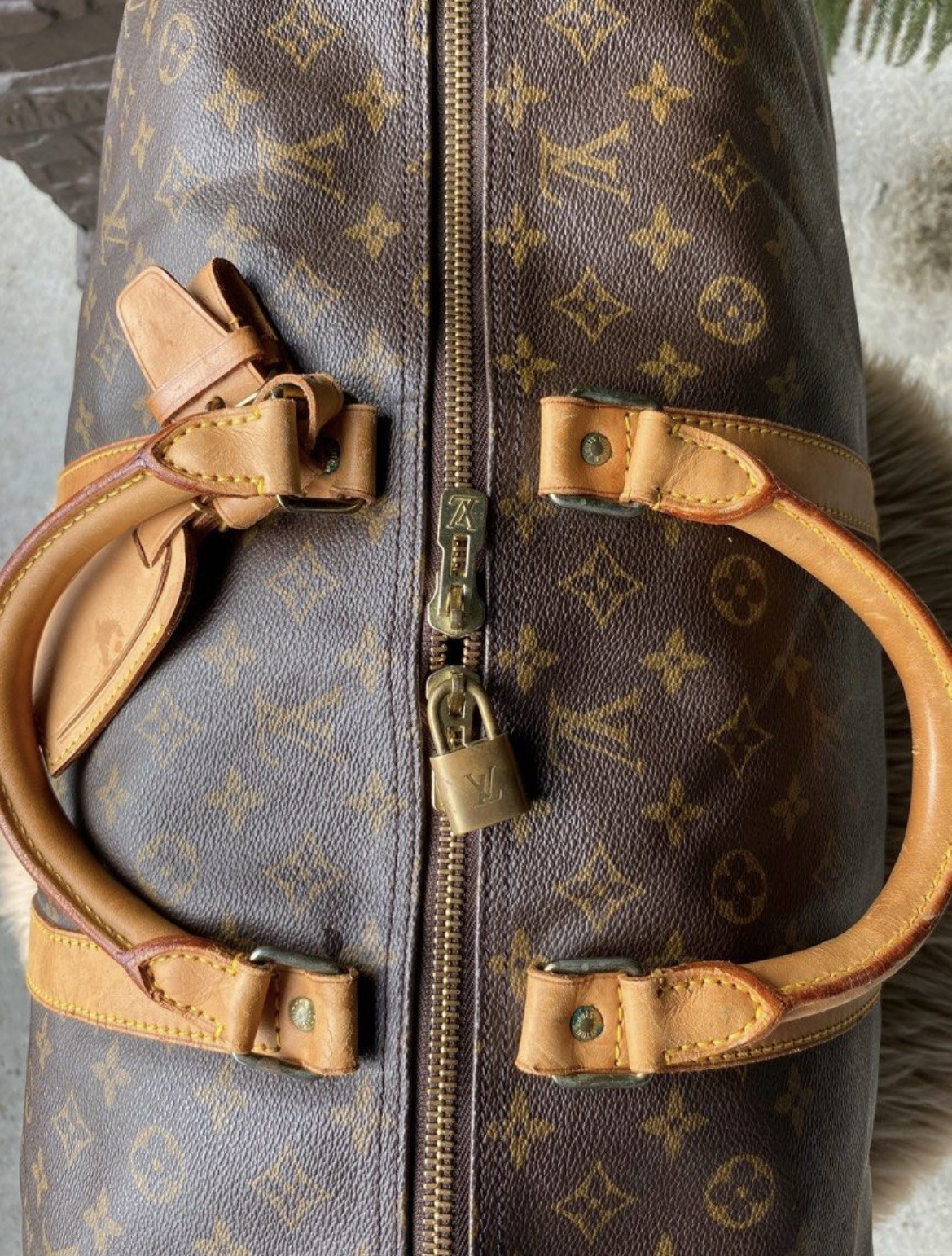 Authentic LOUIS VUITTON Keepall 60 - 3