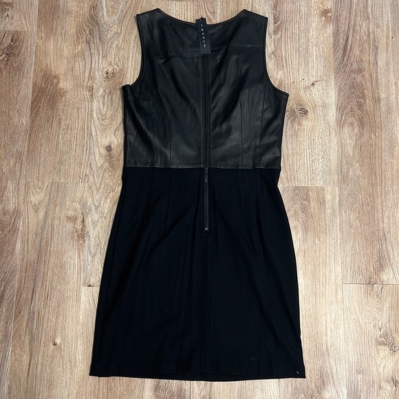 Theory Tirionne CK Classical Combo Leather & Ponte Black Sleeveless Dress - 16