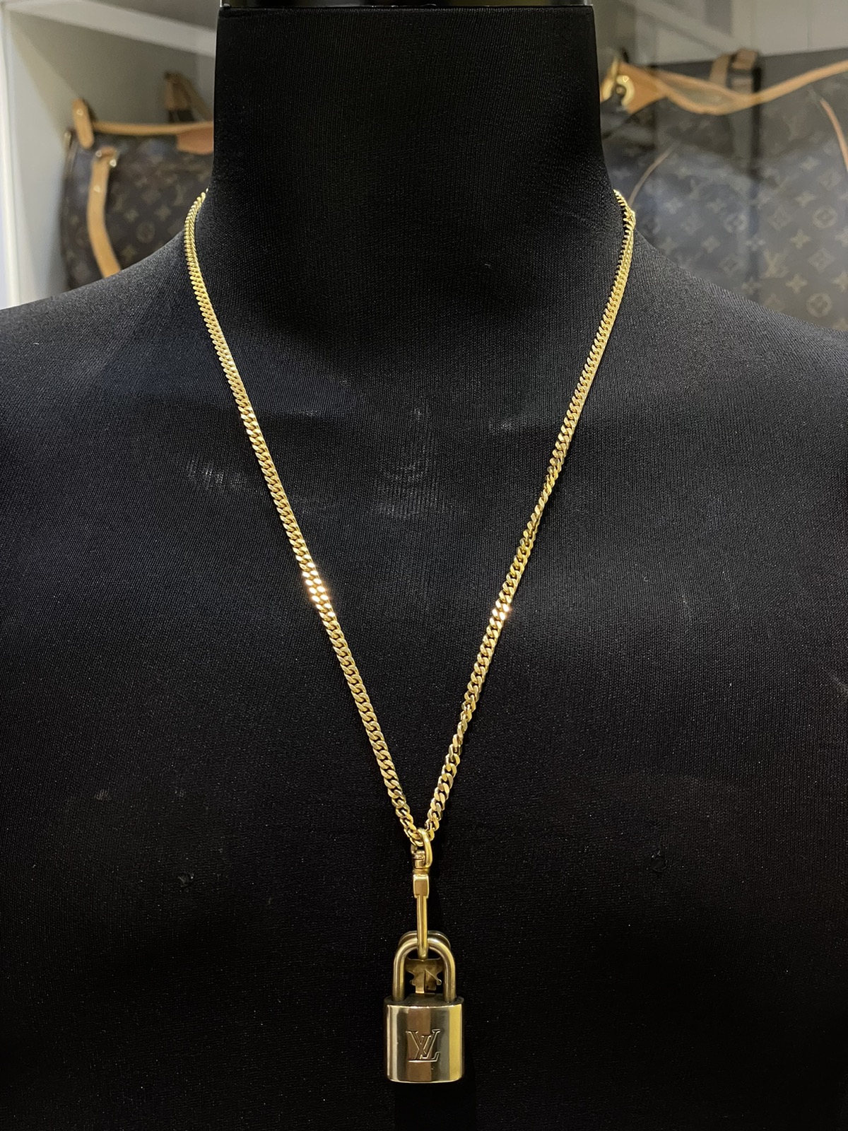Louis Vuitton pad lock custom necklace/ chain gold - 1