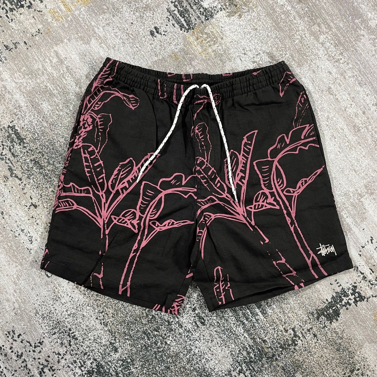 BANANA TREE LOGO BEACHSHORTS BLACK 34” - 1