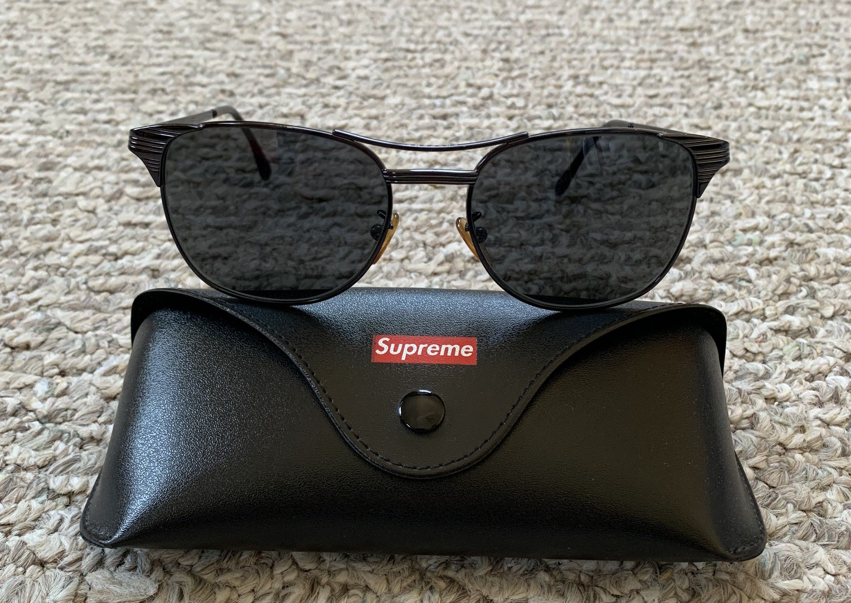 S/S 2016 Supreme Drifter Sunglasses + Case - 2